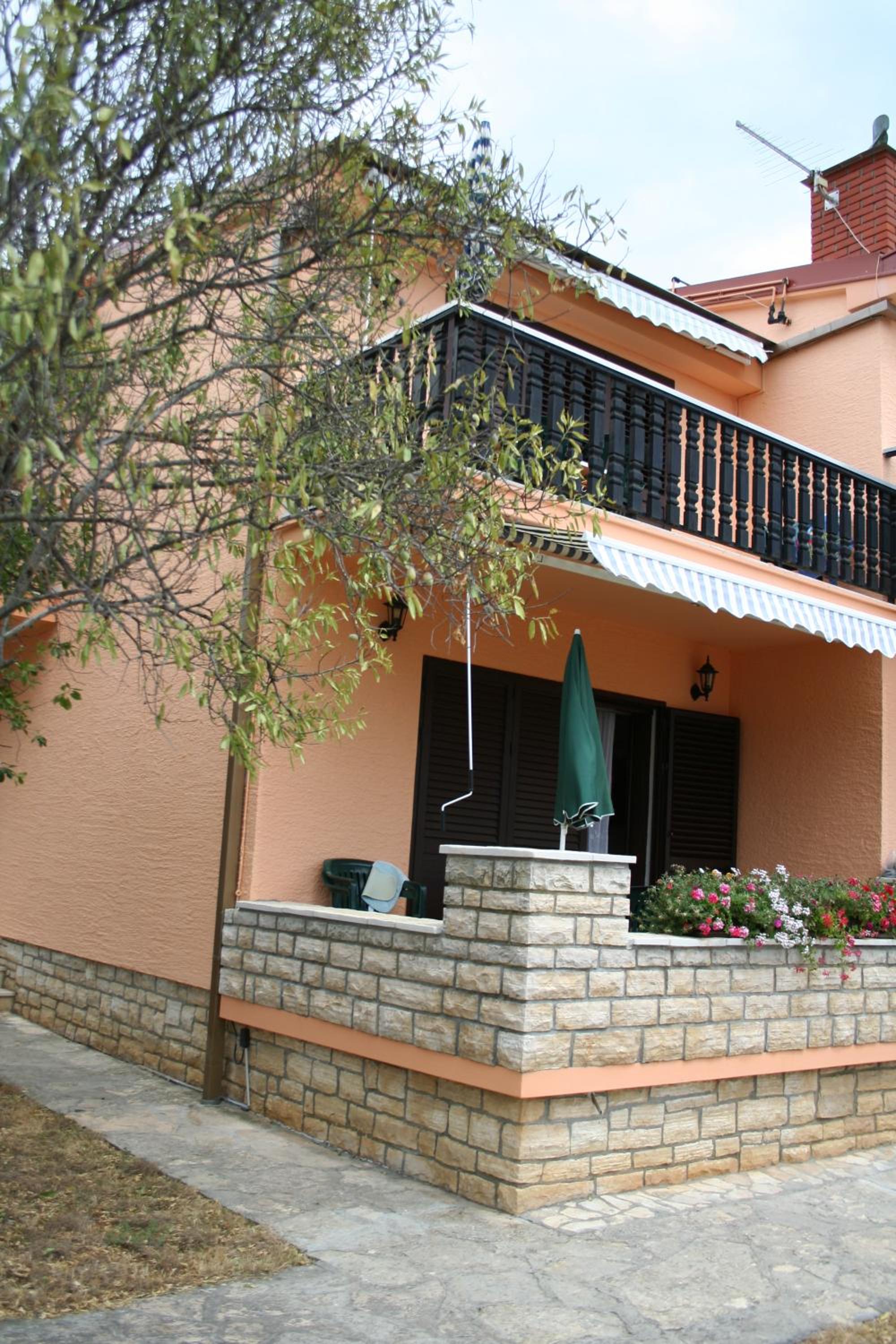Photo 42