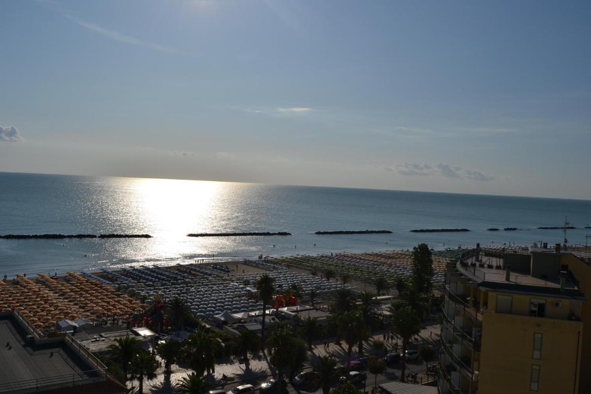 Fronte Mare Panoramico San Benedetto photo 4
