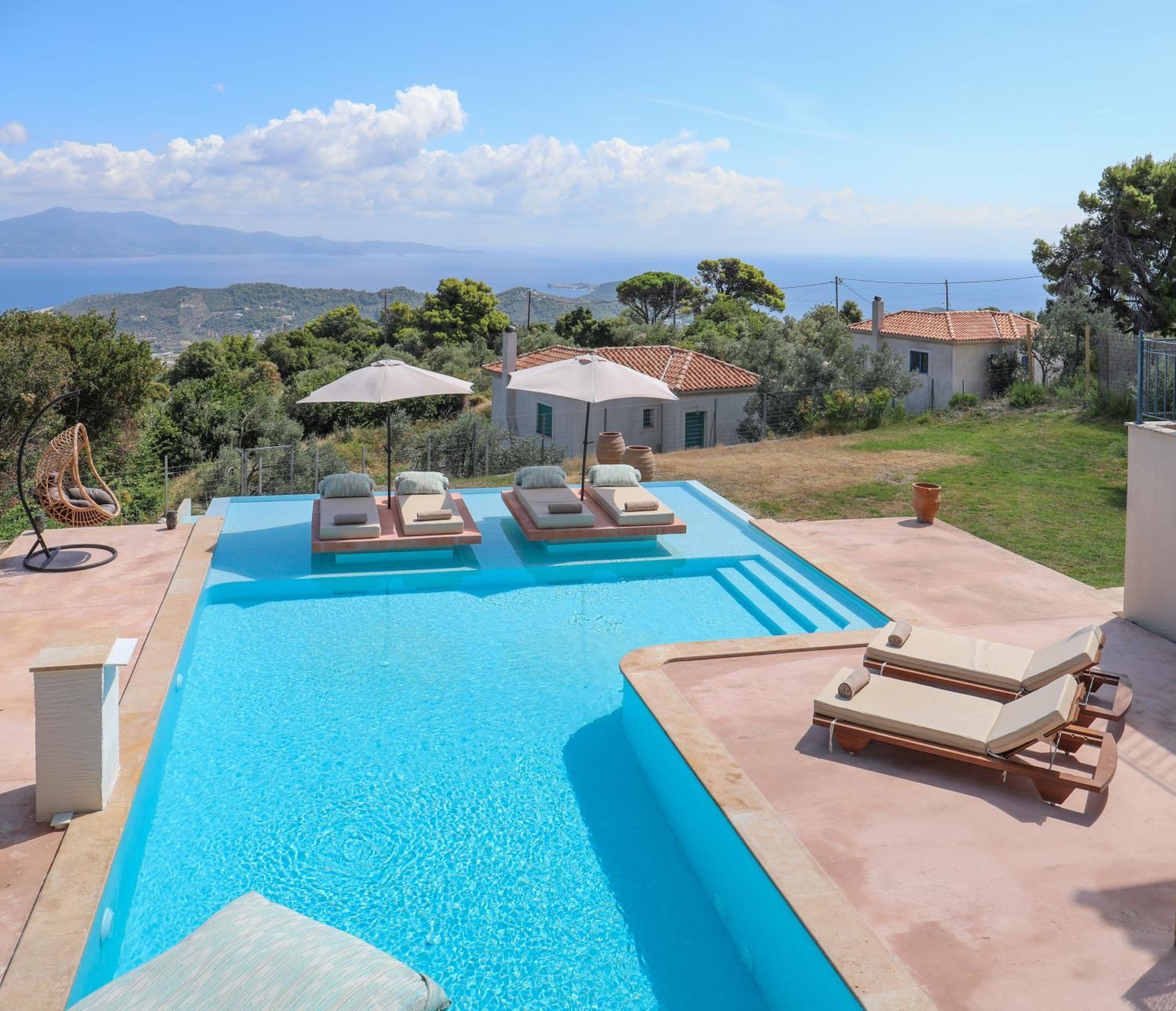 ANGIO VILLAS SPA view 2