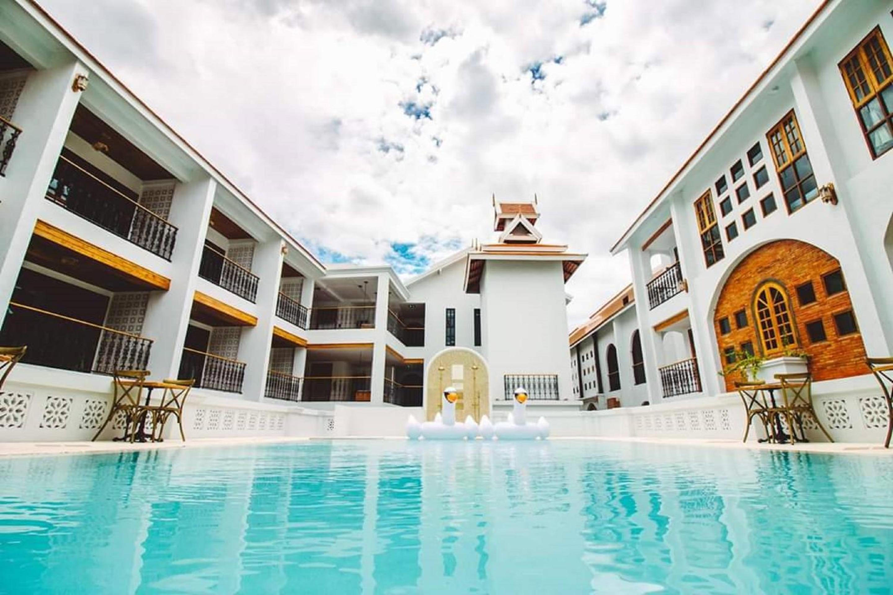 Lanna Oriental Hotel