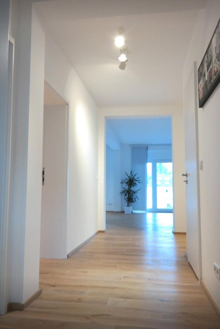 Koblenz Süd exklusive und zentrale Designer Wohnung view 3