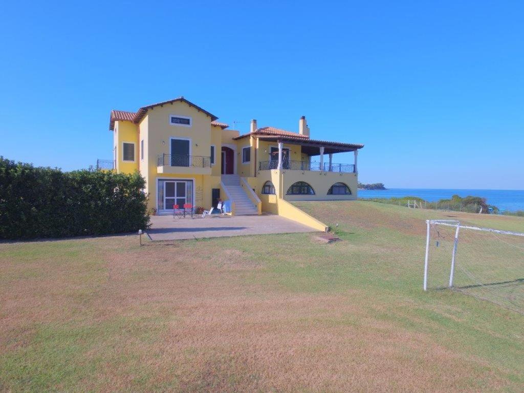 Sea Breeze Apartment photo 3
