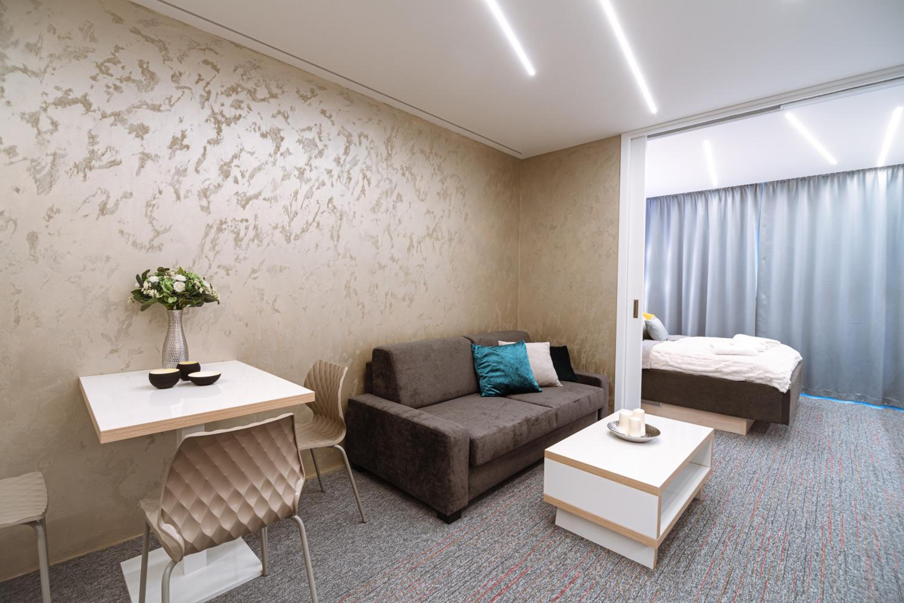 Studio Hrebienok C211 view 2