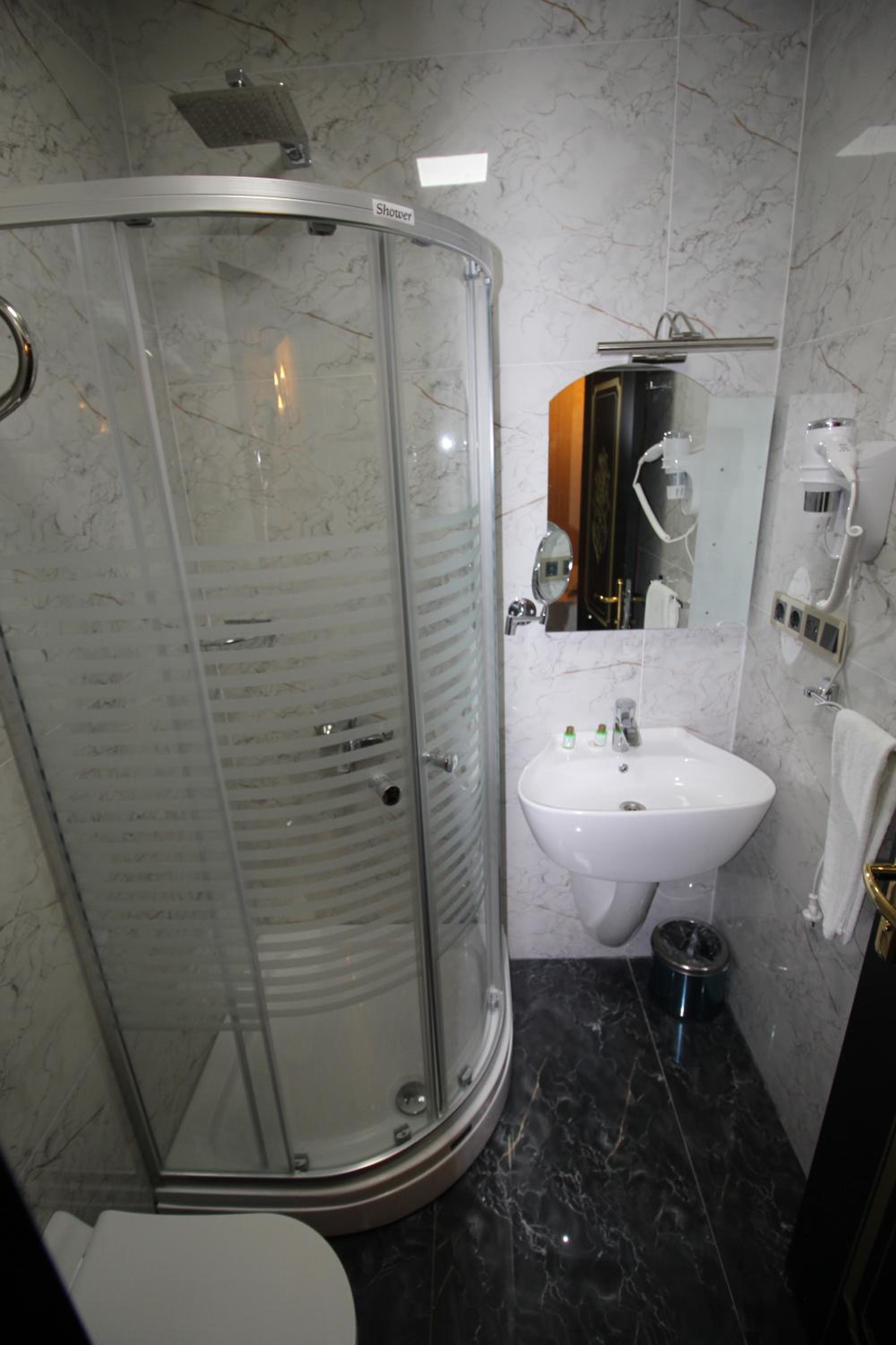 Laleli Blue Marmaray Otel - Image 60