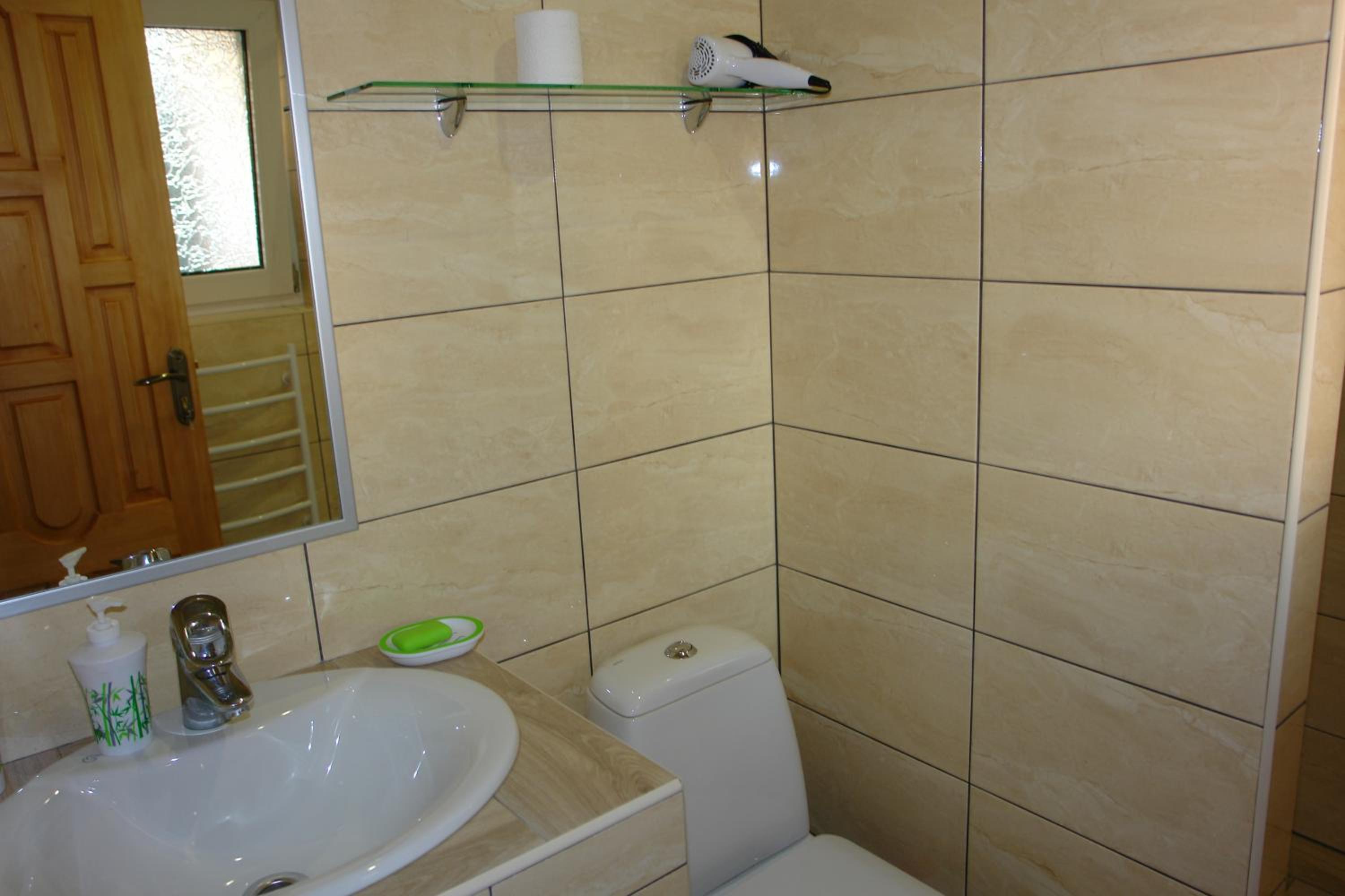 Photo 24