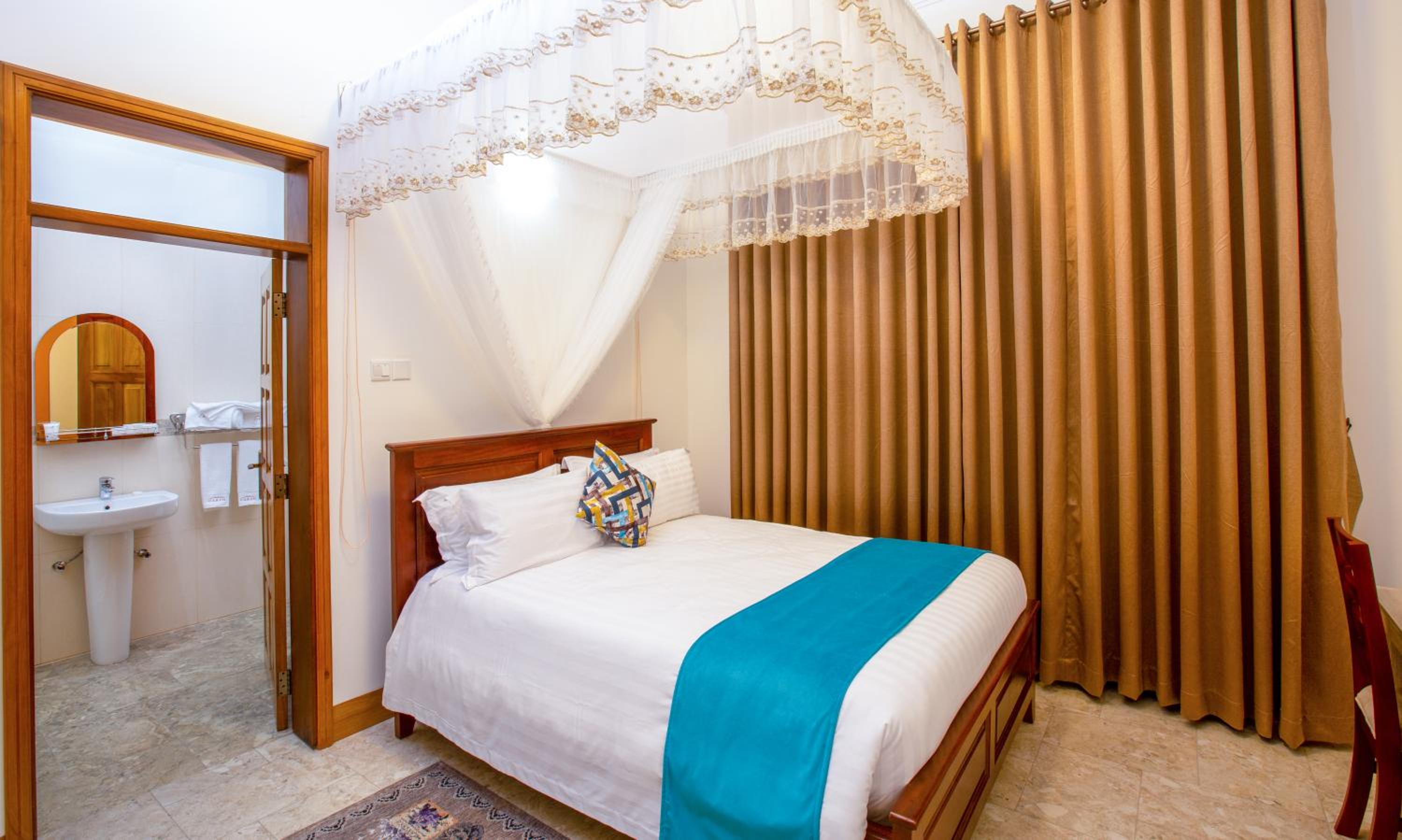 Caran Apartments