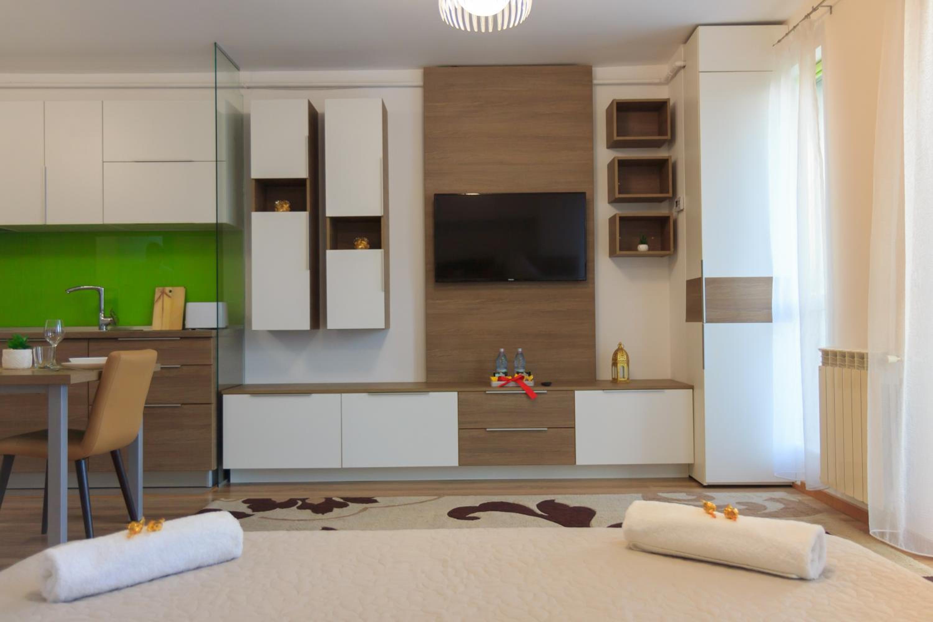 Gold Class Apartment AMS 63