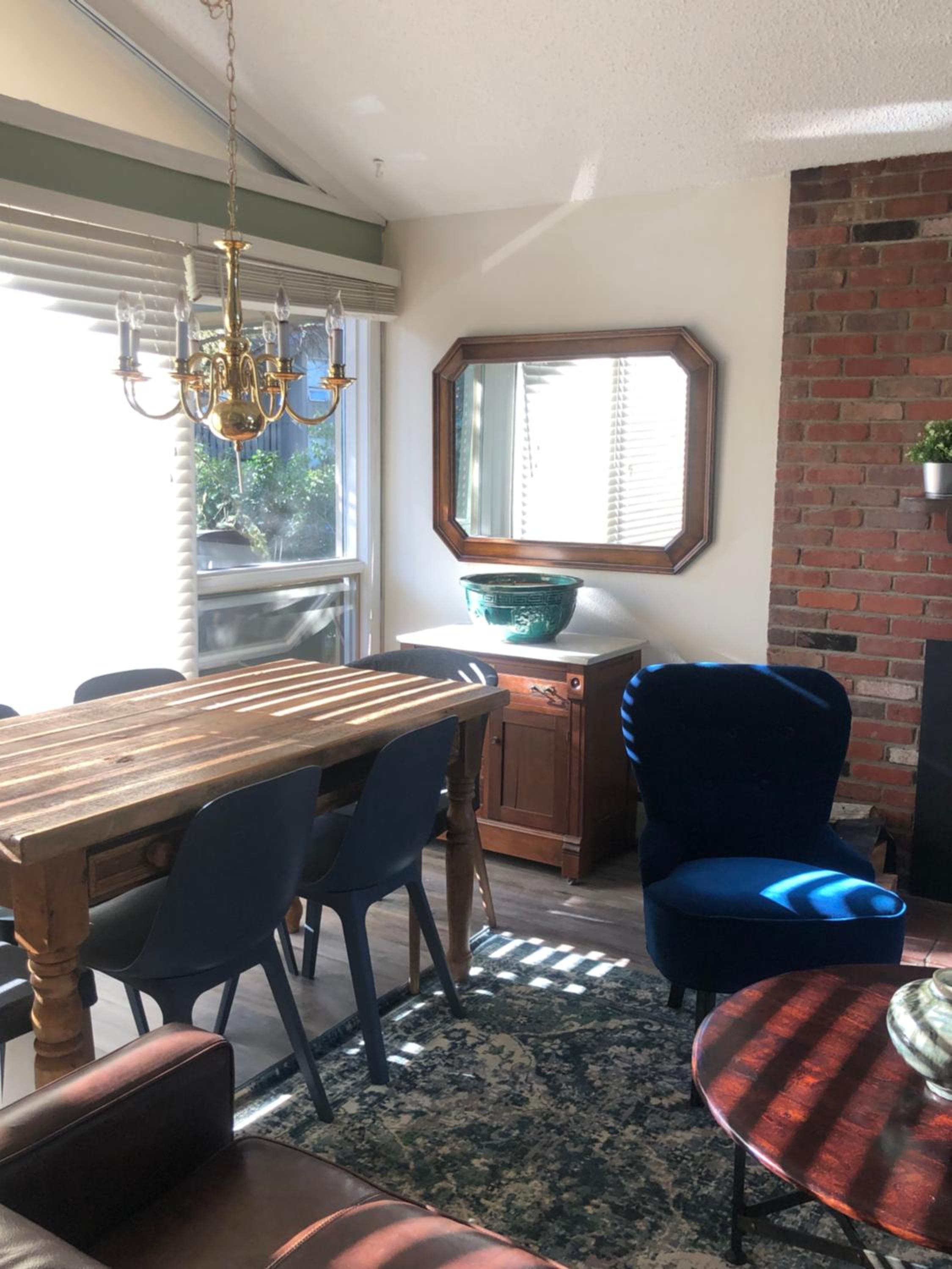 Spectacular apartment, close to Lions Head, next to bus stop view 4