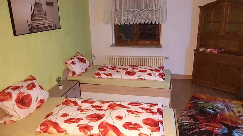Monteur- und Ferienwohnung Waldrauschen