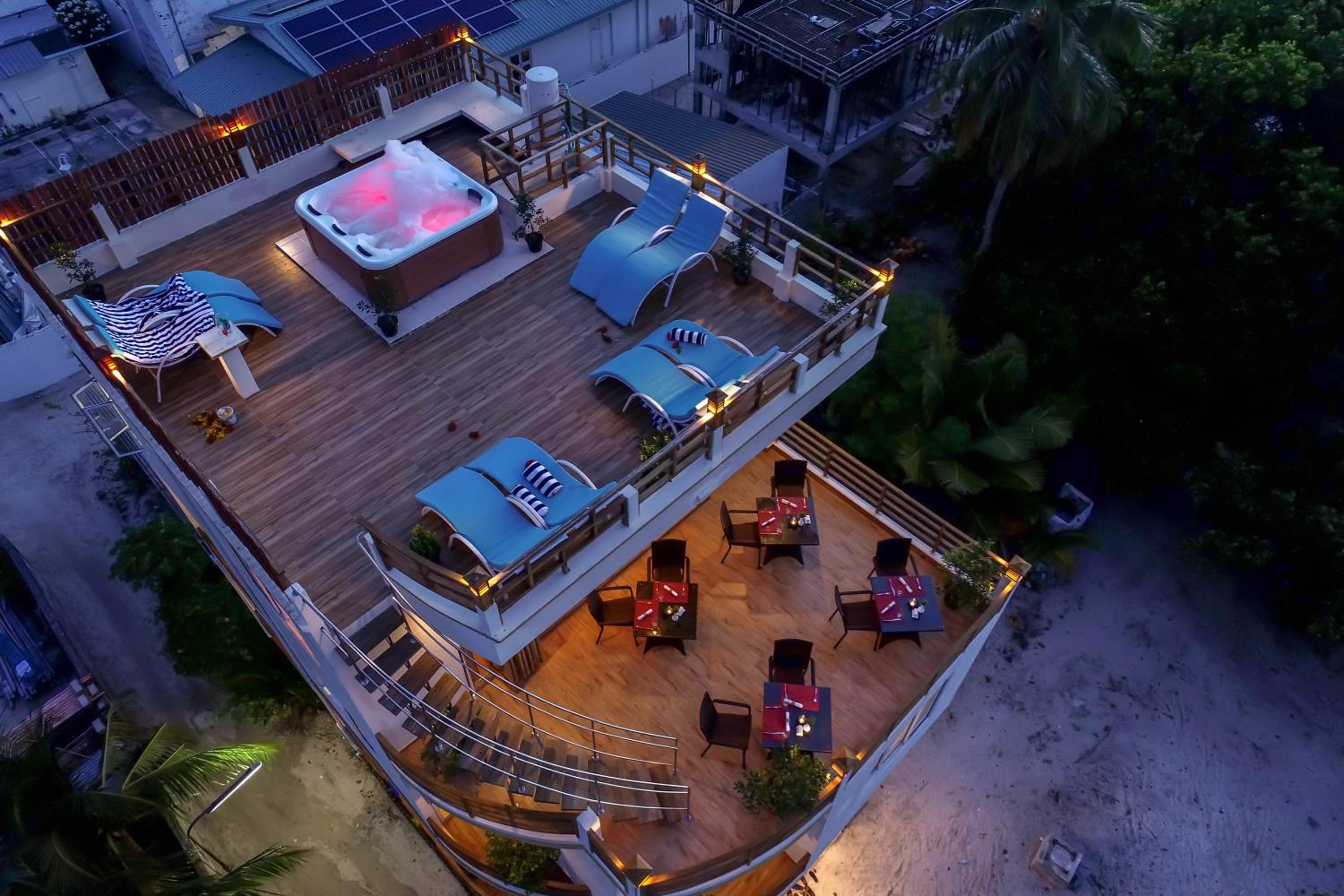 Vilu Thari Inn Maldives view 4