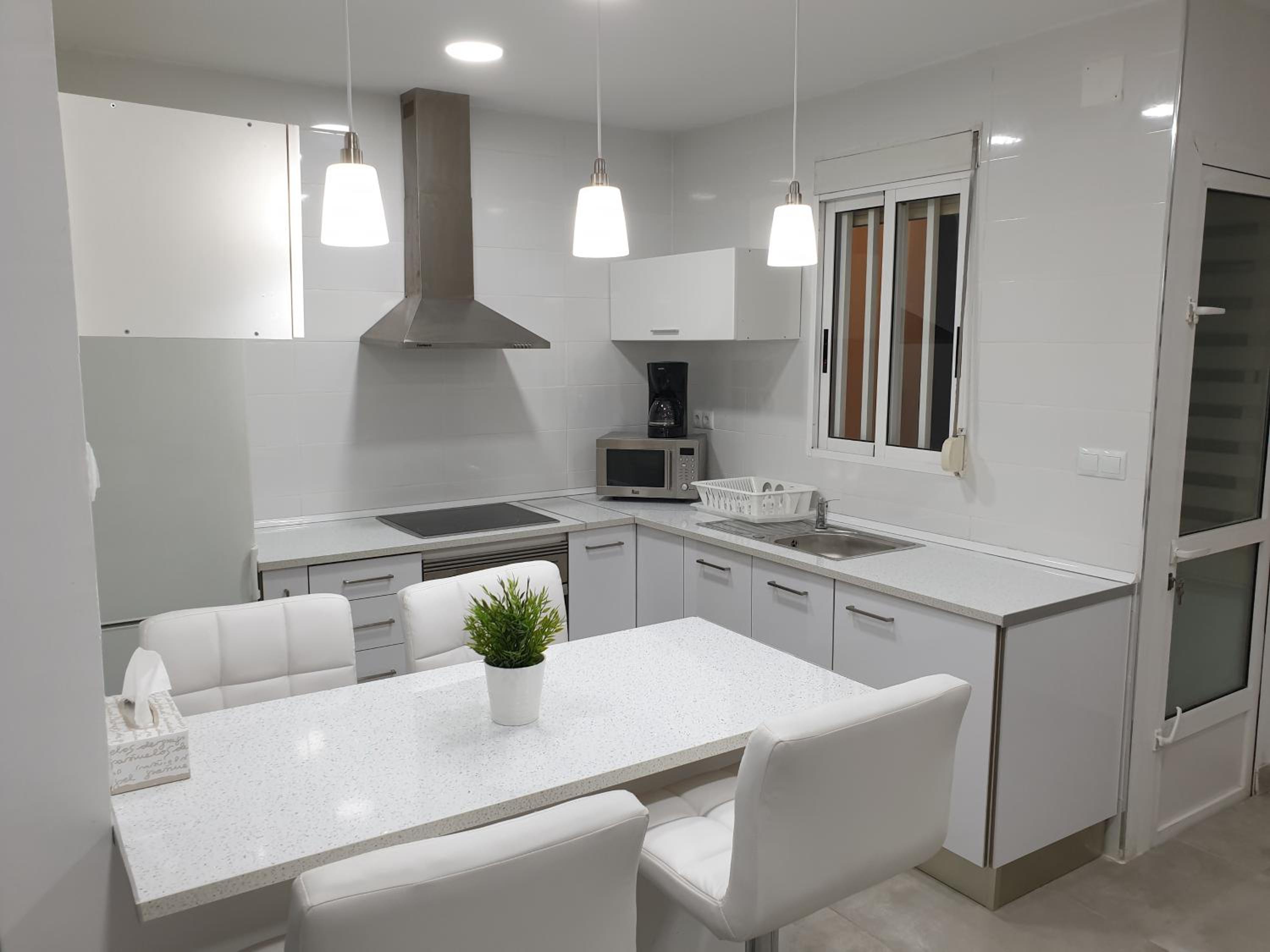 Centre Apartment near Plaza de Toros view 3