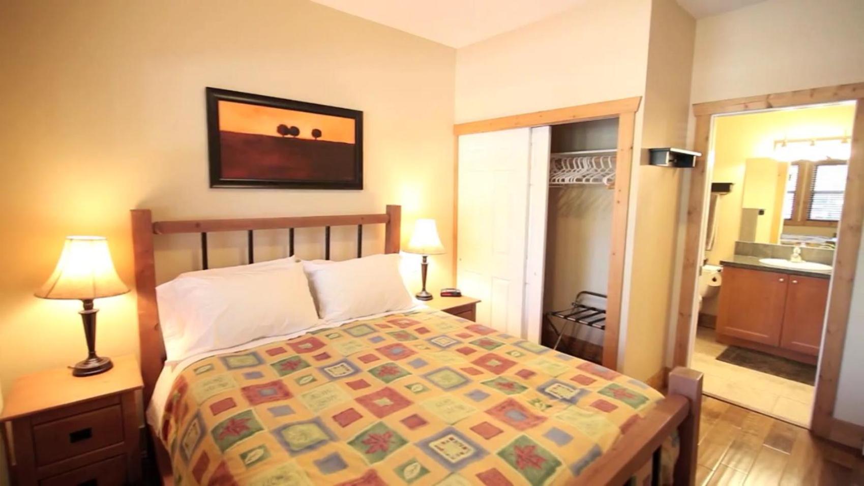 Casa Del Mila Oro Condo
