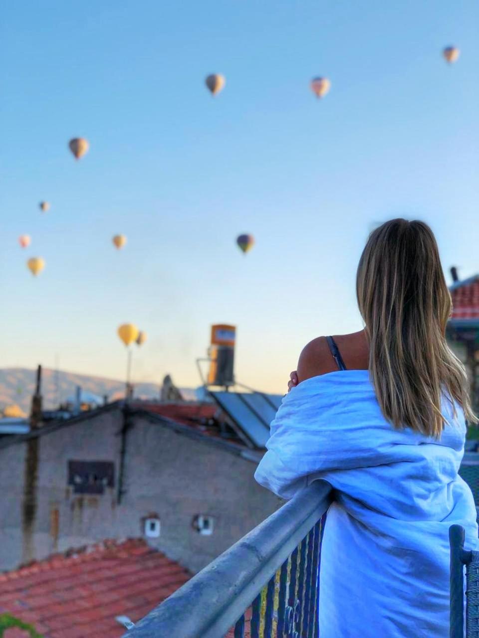 Arch Palace - Image 48