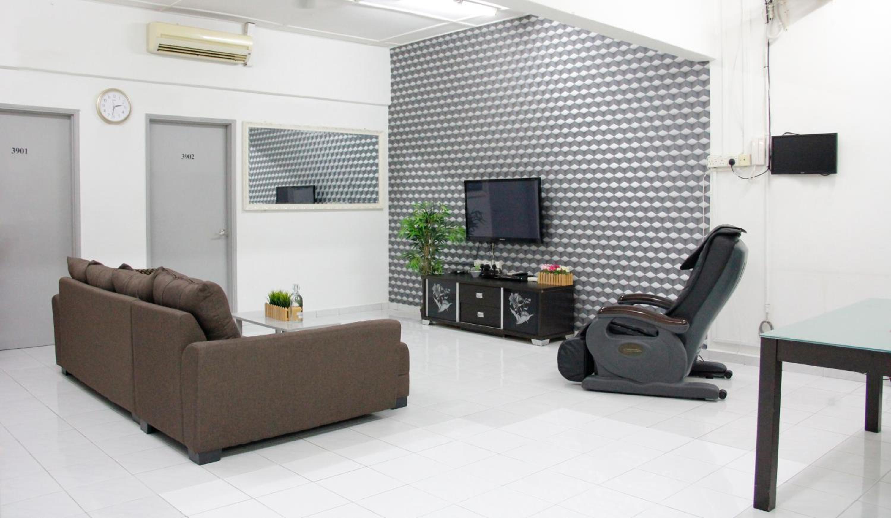 39 Guest House