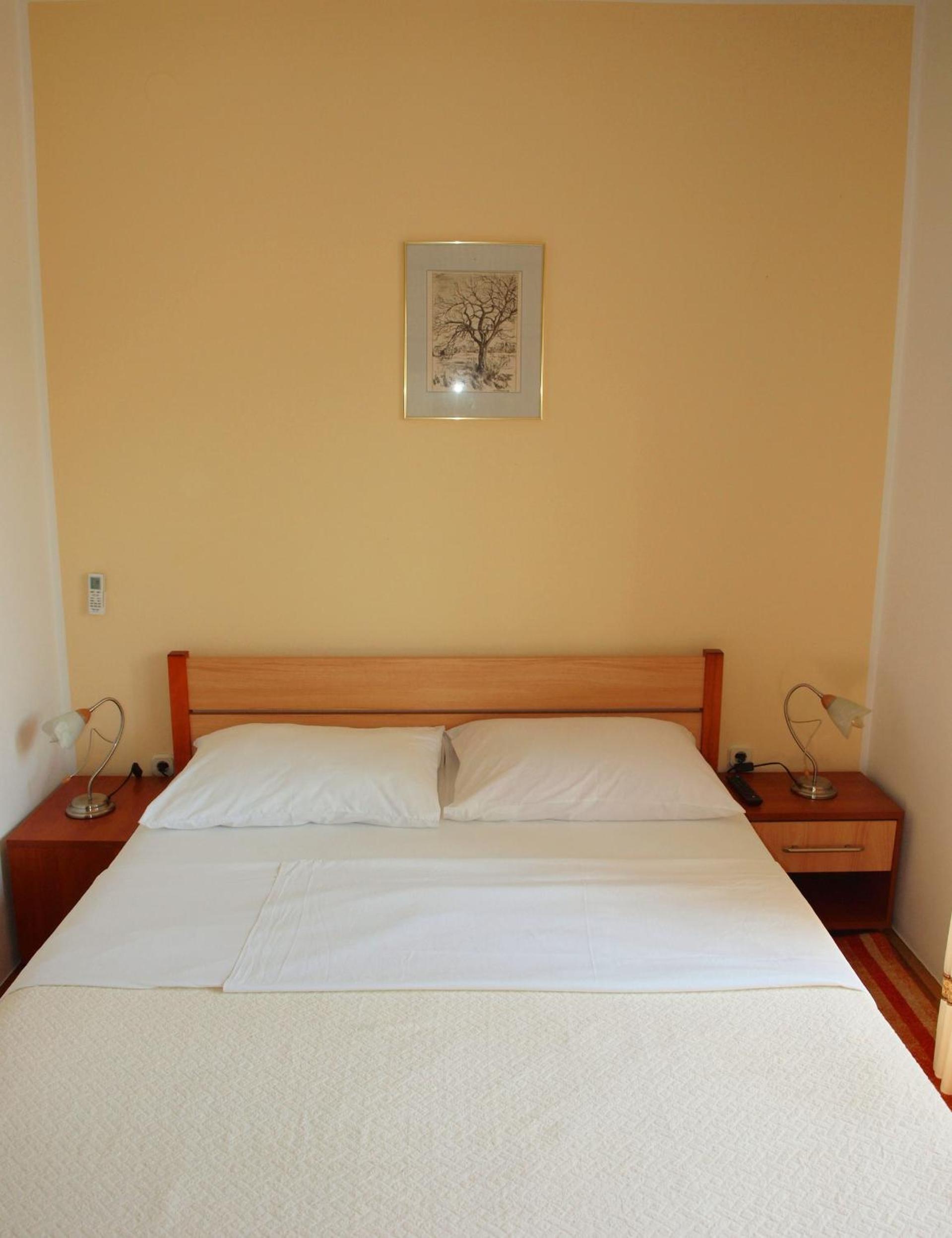 Ana Guest House