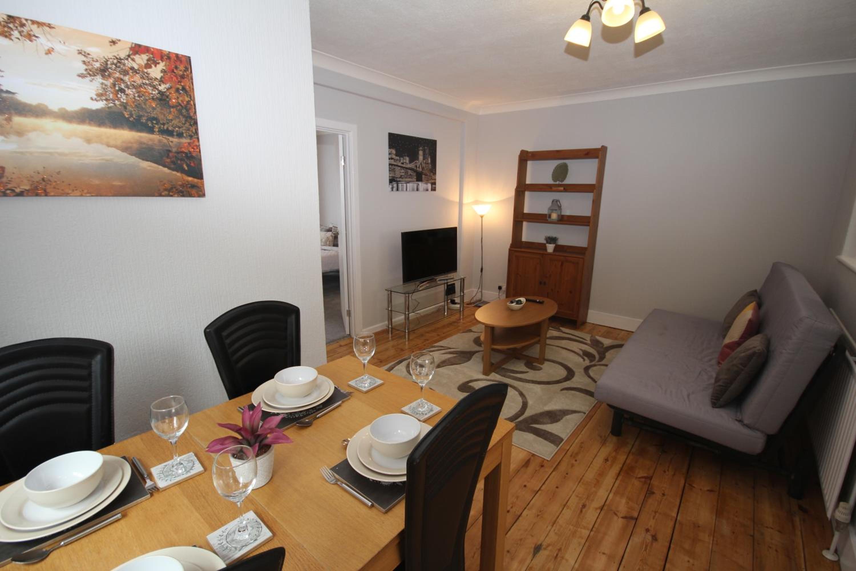 The Uxbridge House, photo 7
