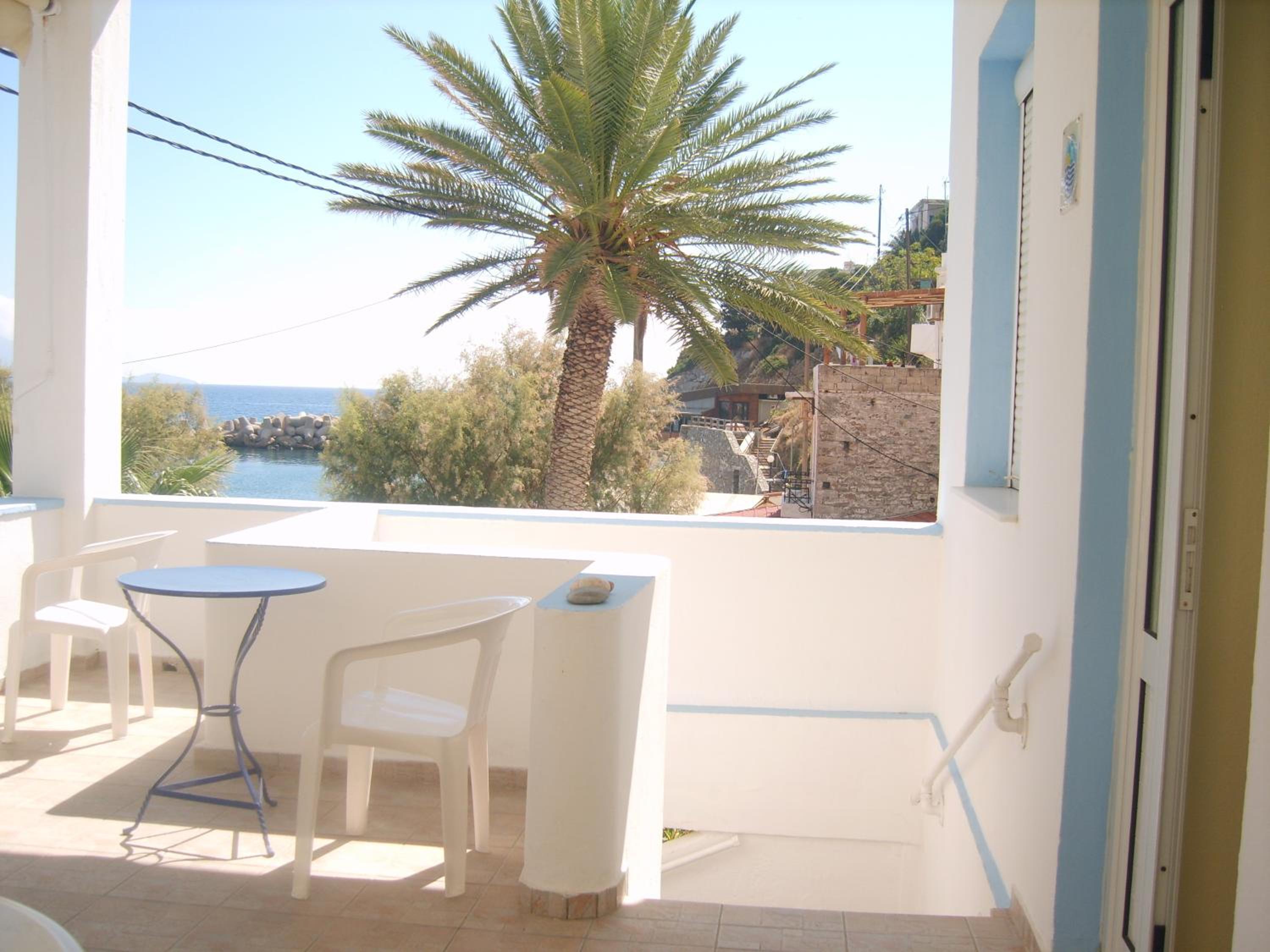 Apostolakis Rooms