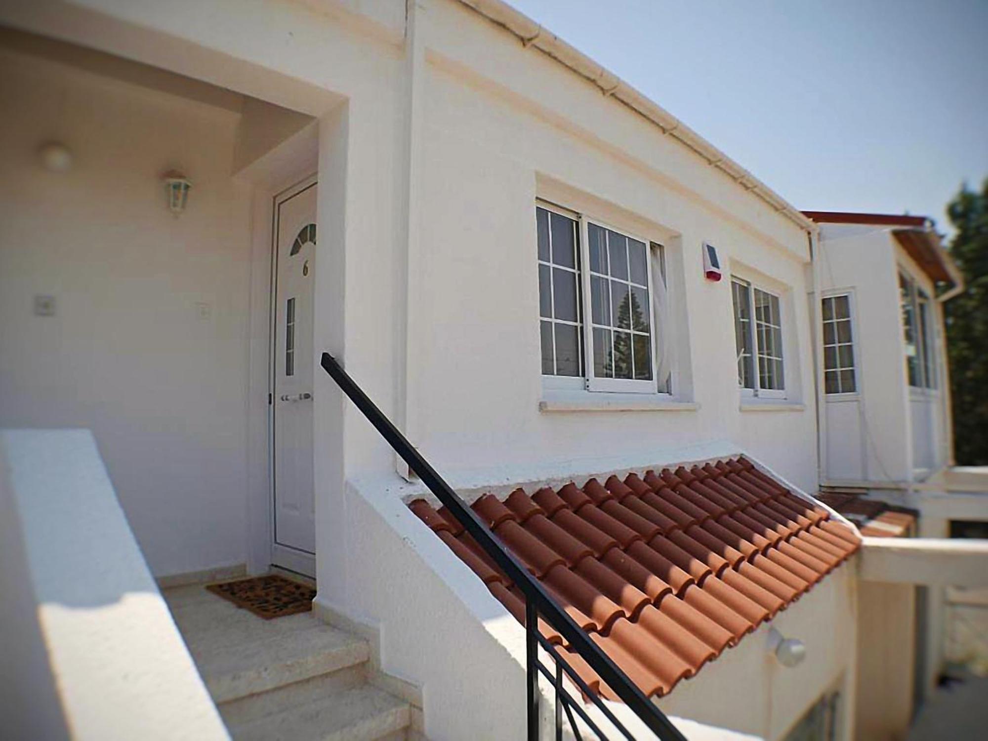 Hotel EasyStay Two Bedroom Apartment - Image 1