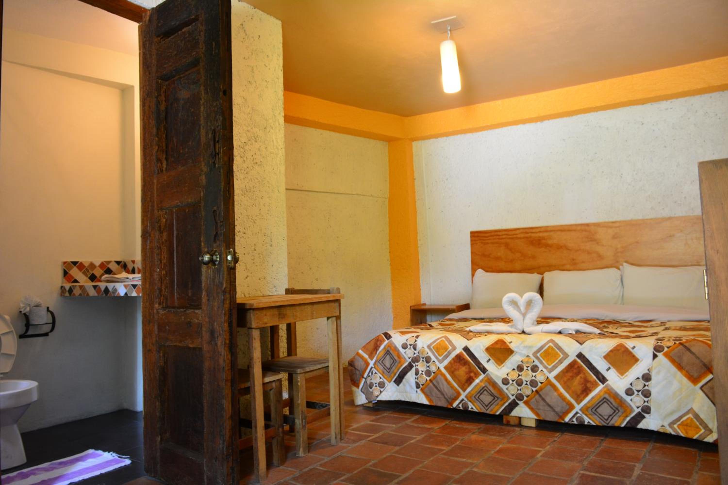 Rossco Hostel & Hotel