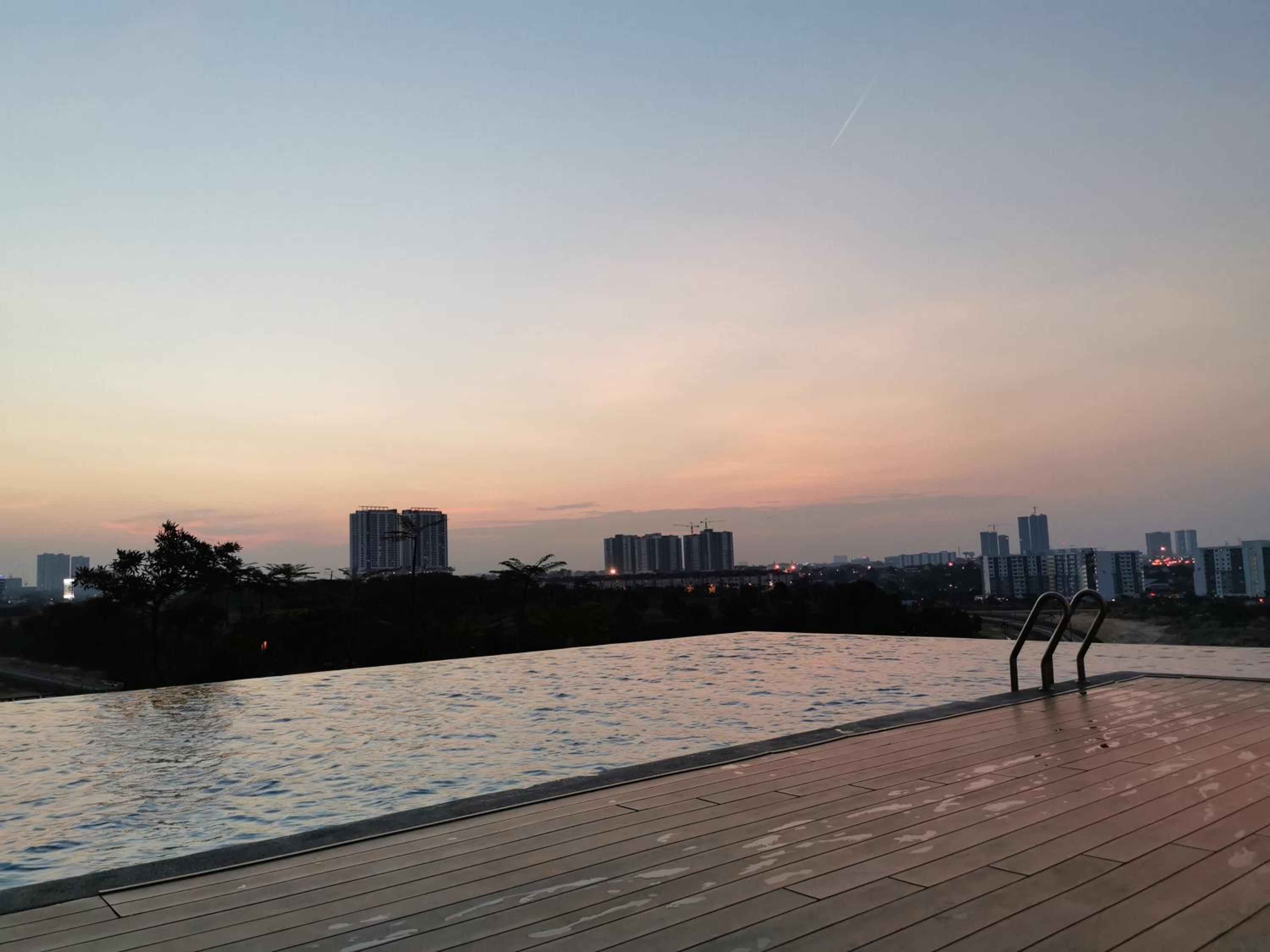 Mid Valley Southkey Mosaic Cozy Suite at Johor Bahru