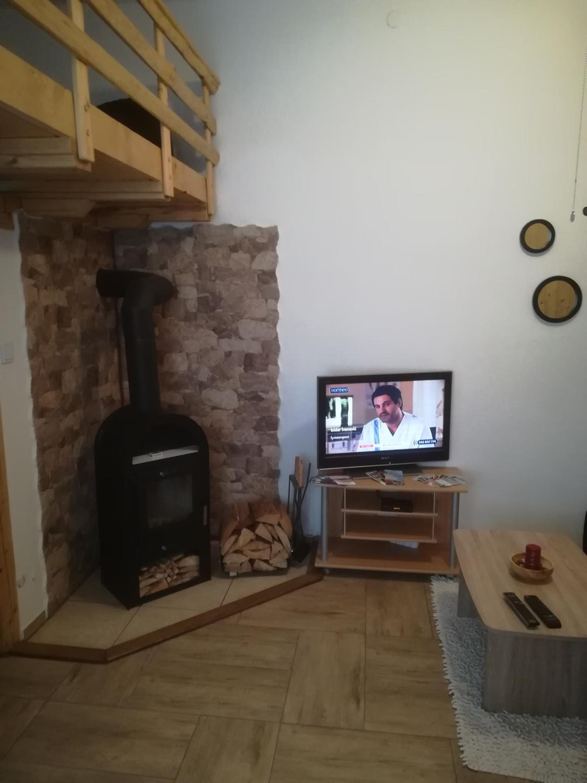Photo 12