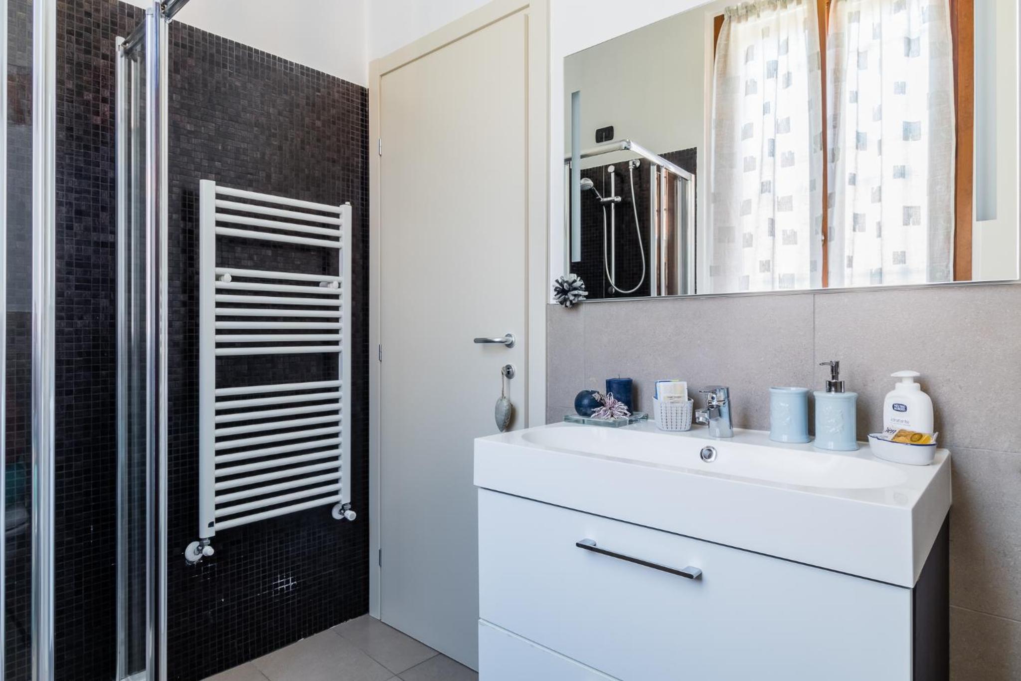 Somma Lombardo Vacations - A due passi dal Castello - Property Image 14