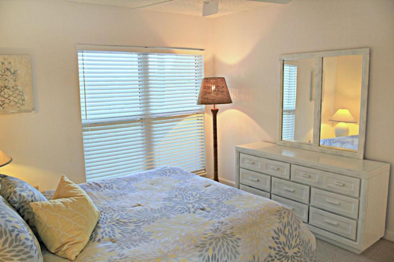 Tradewinds 61 view 3