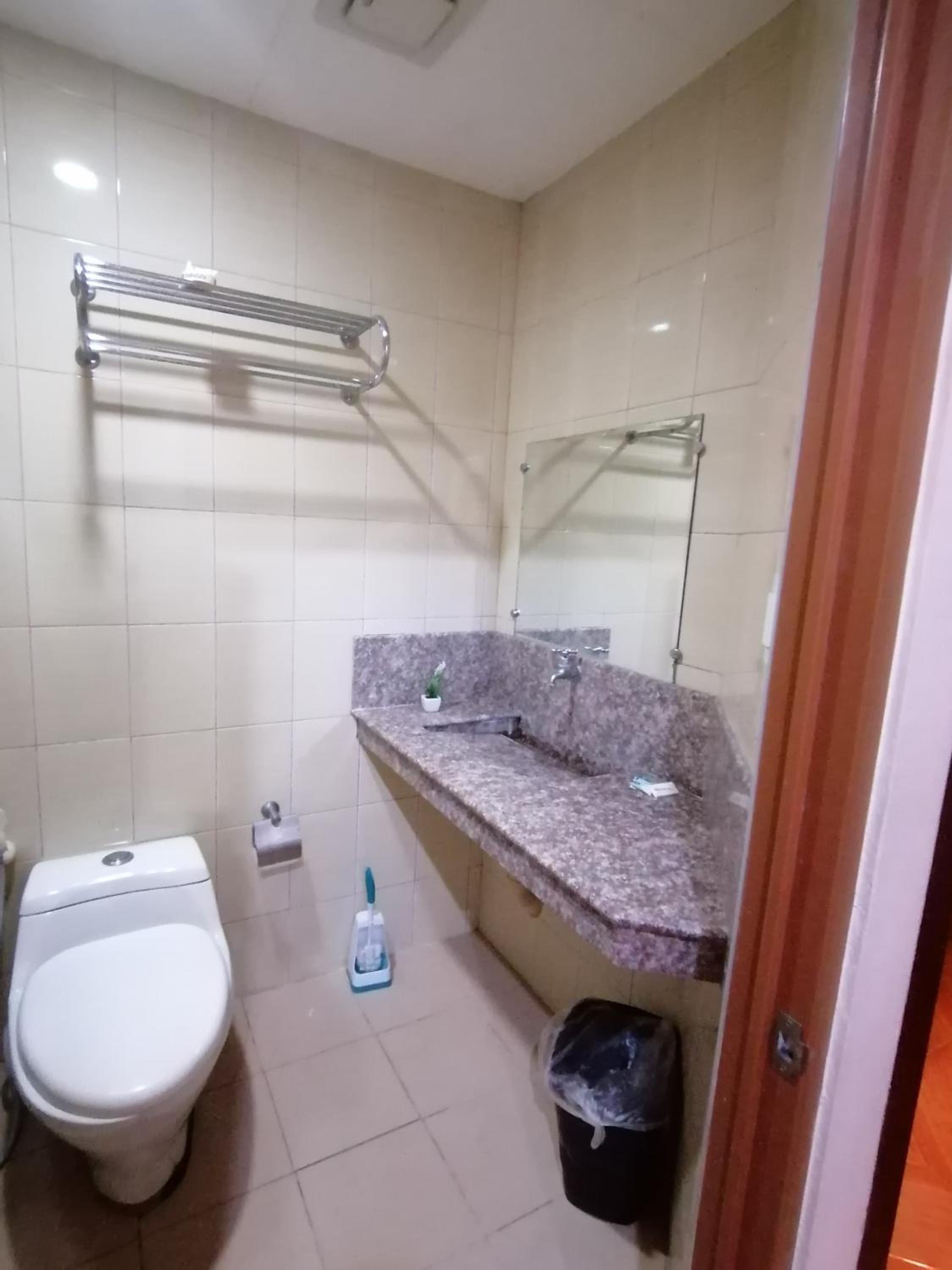 Manora Apartment
