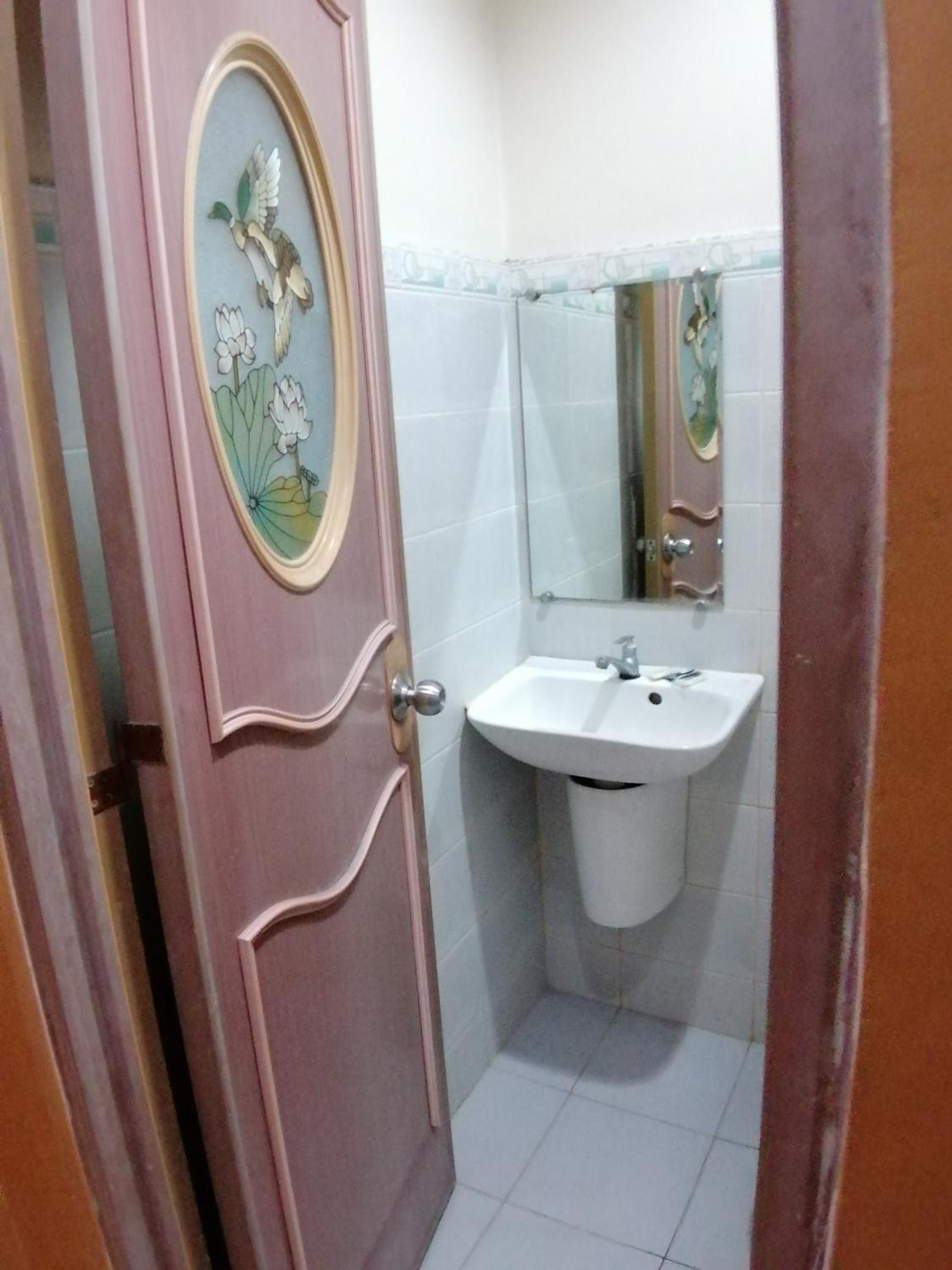 Manora Apartment