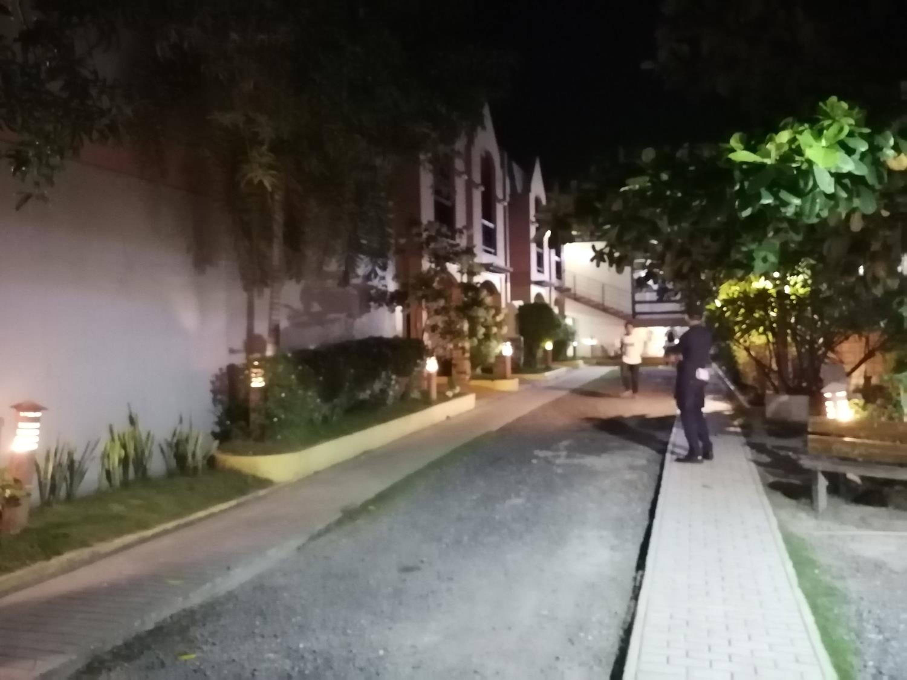 Manora Apartment