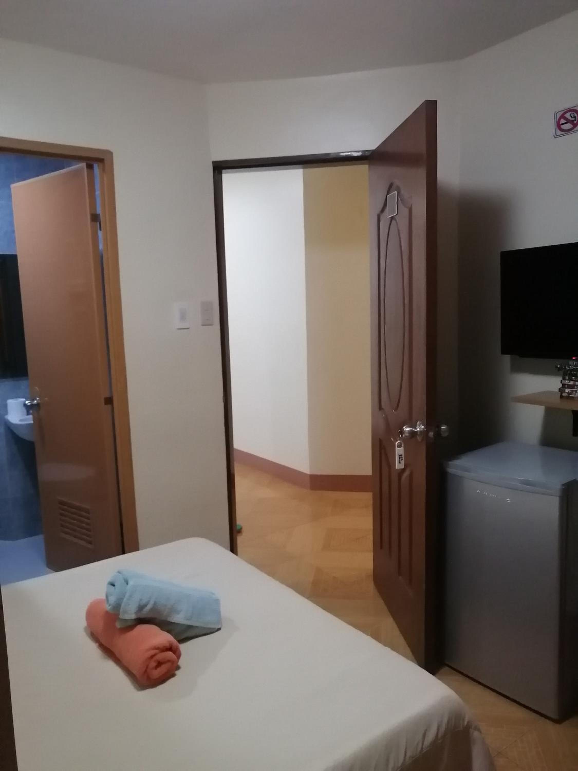 Manora Apartment