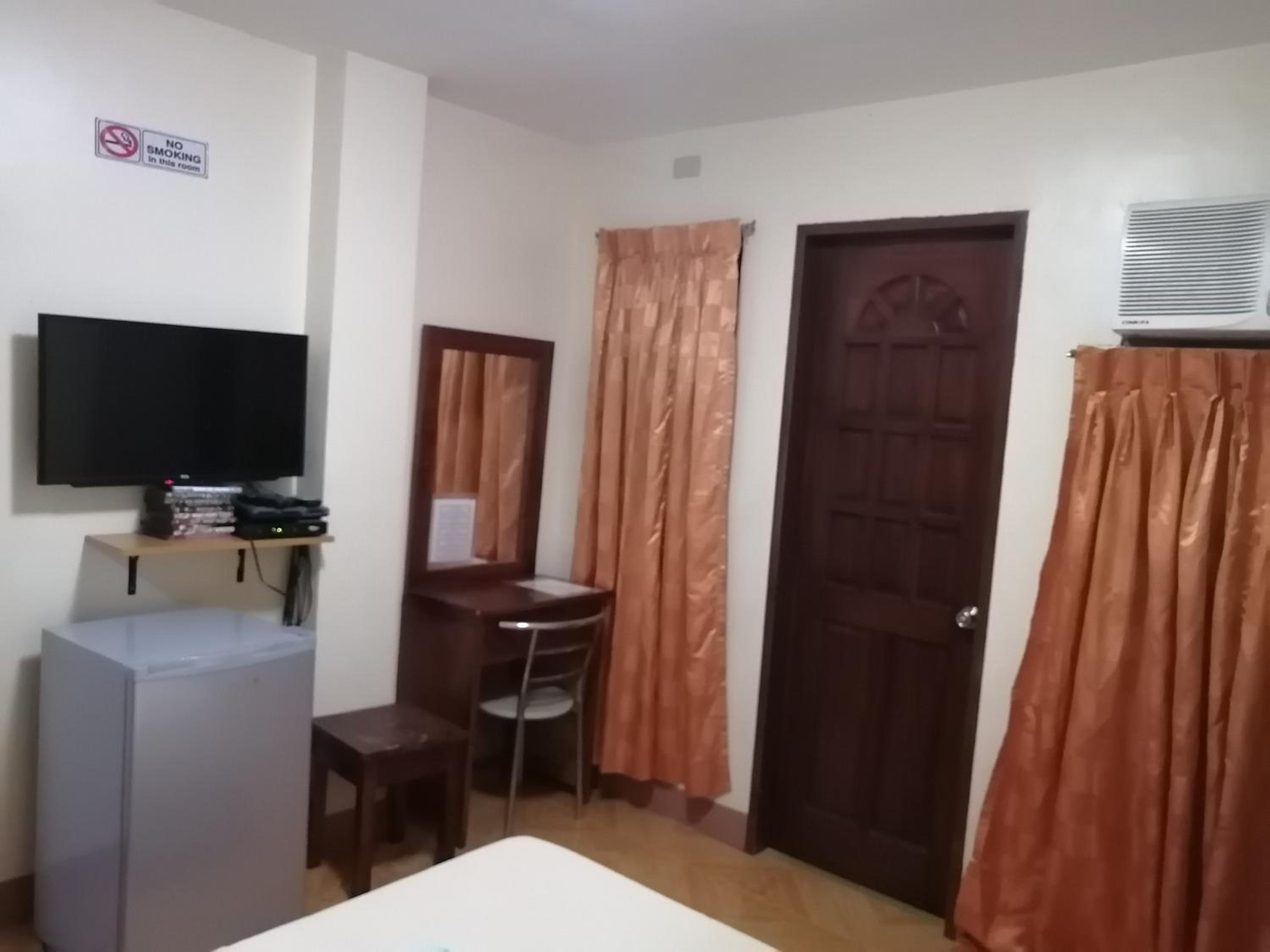 Manora Apartment