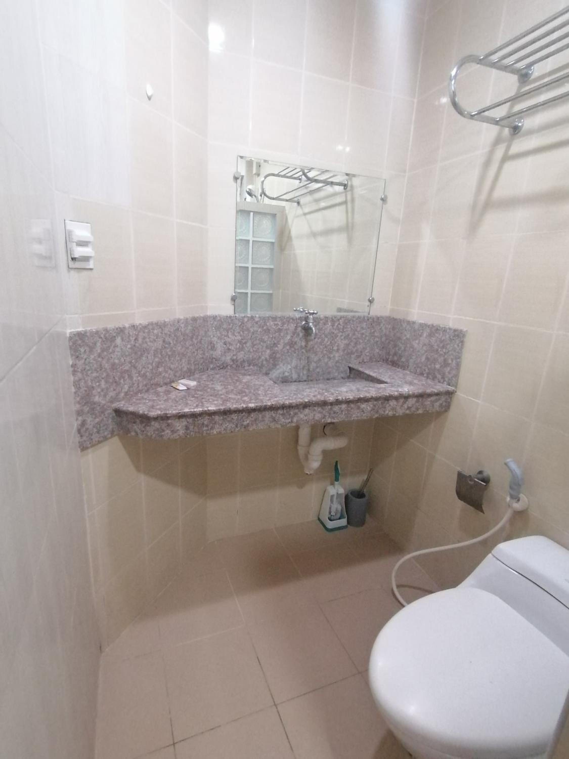 Manora Apartment