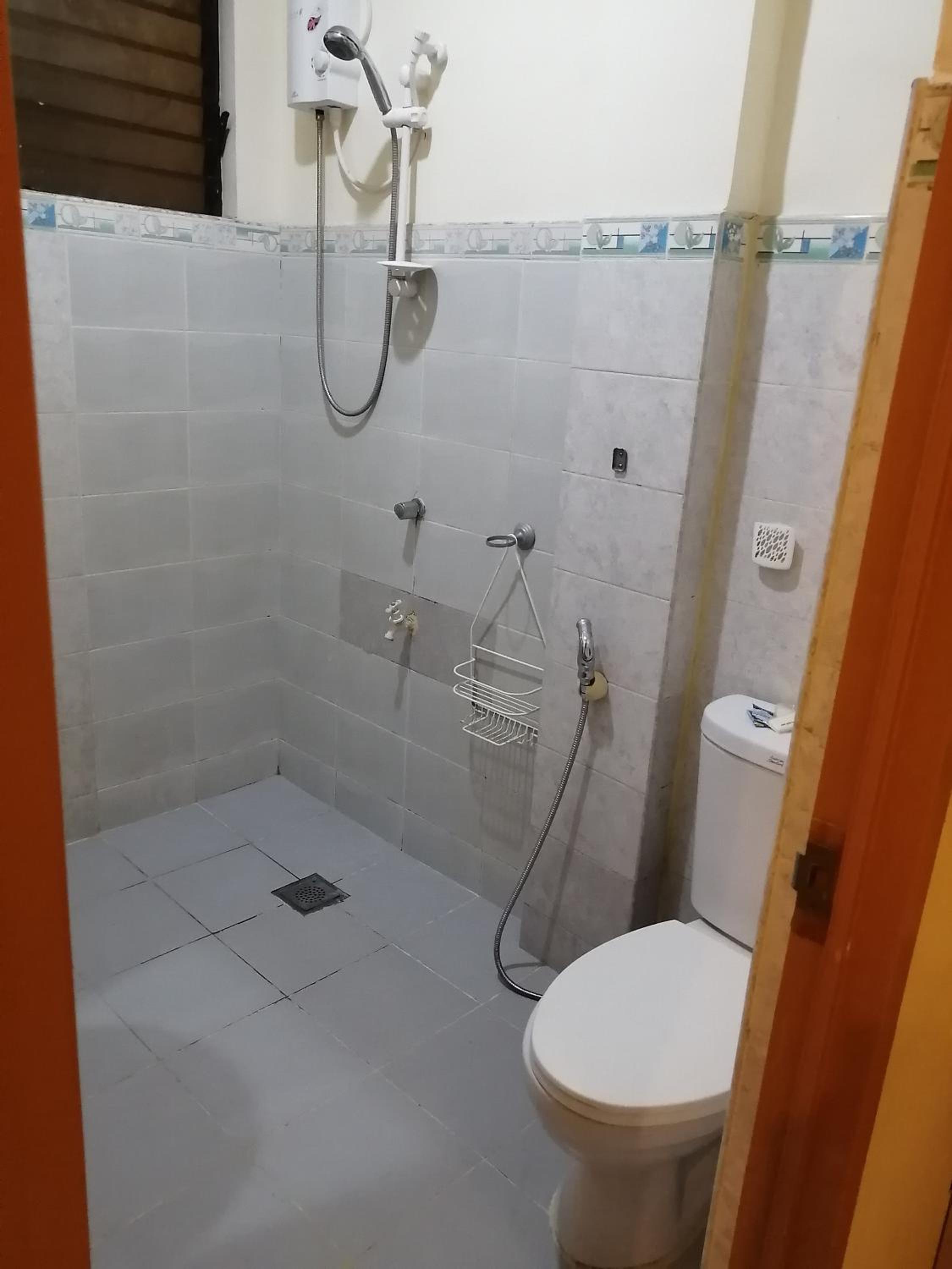 Manora Apartment