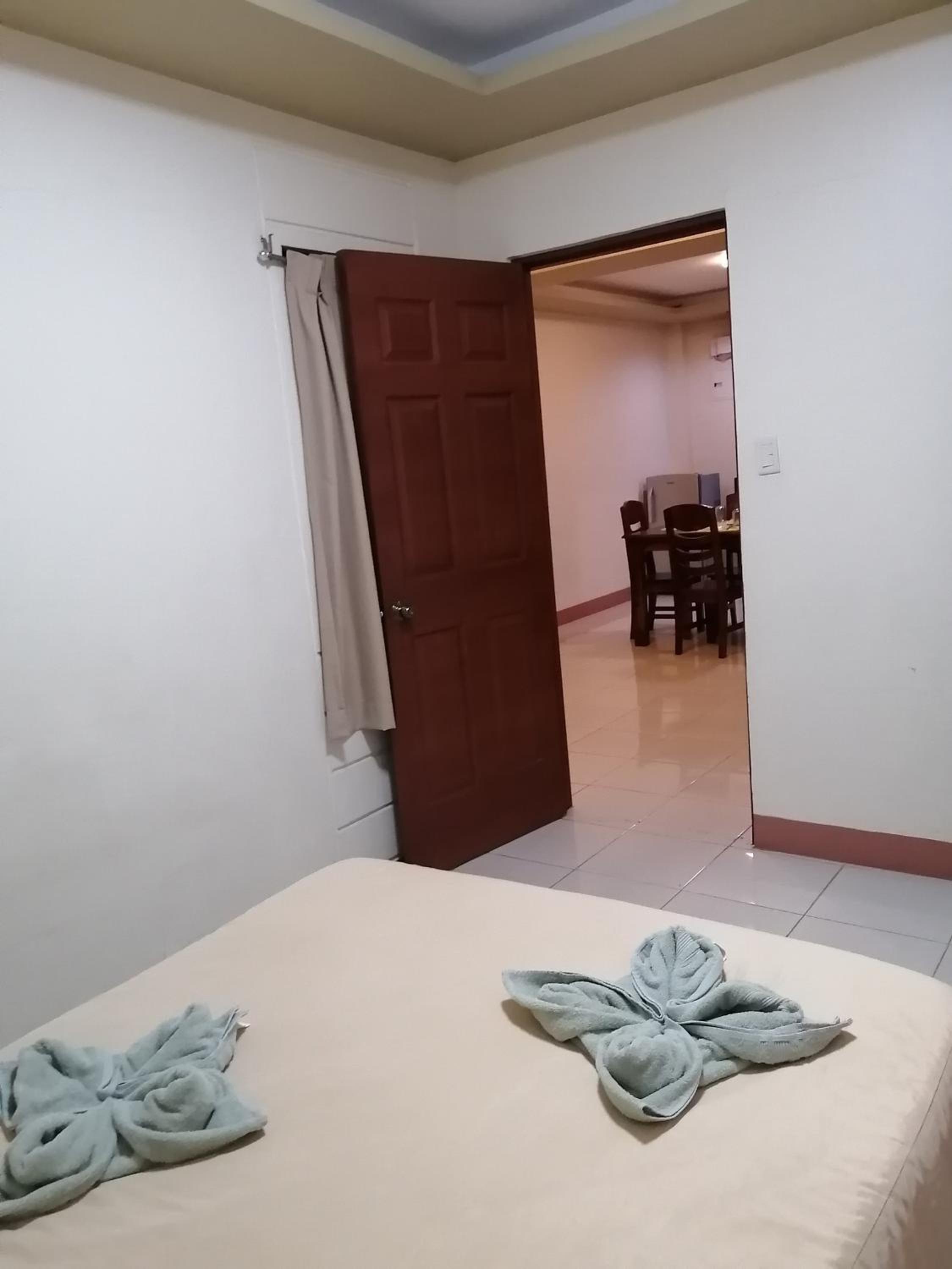 Manora Apartment
