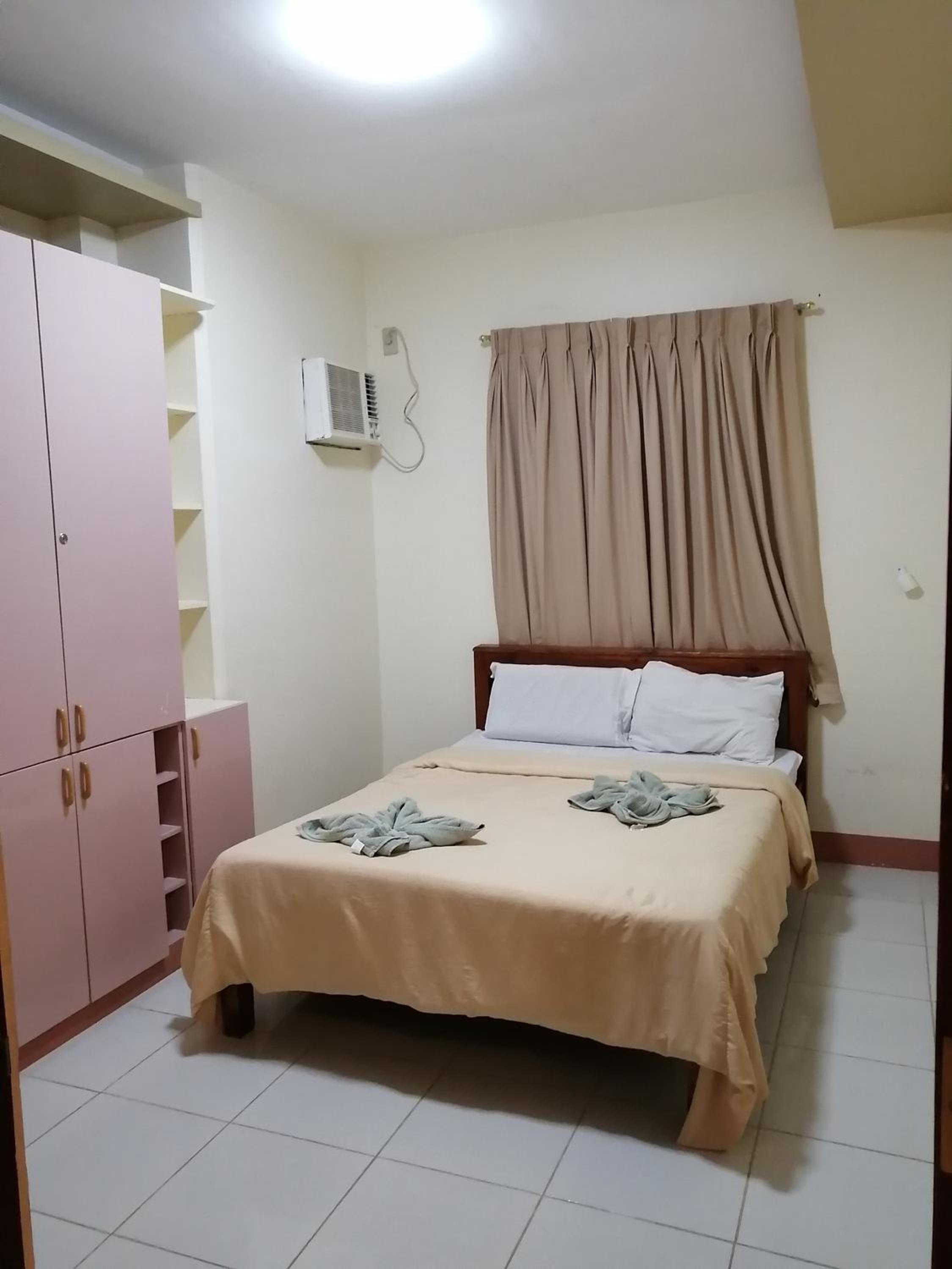 Manora Apartment
