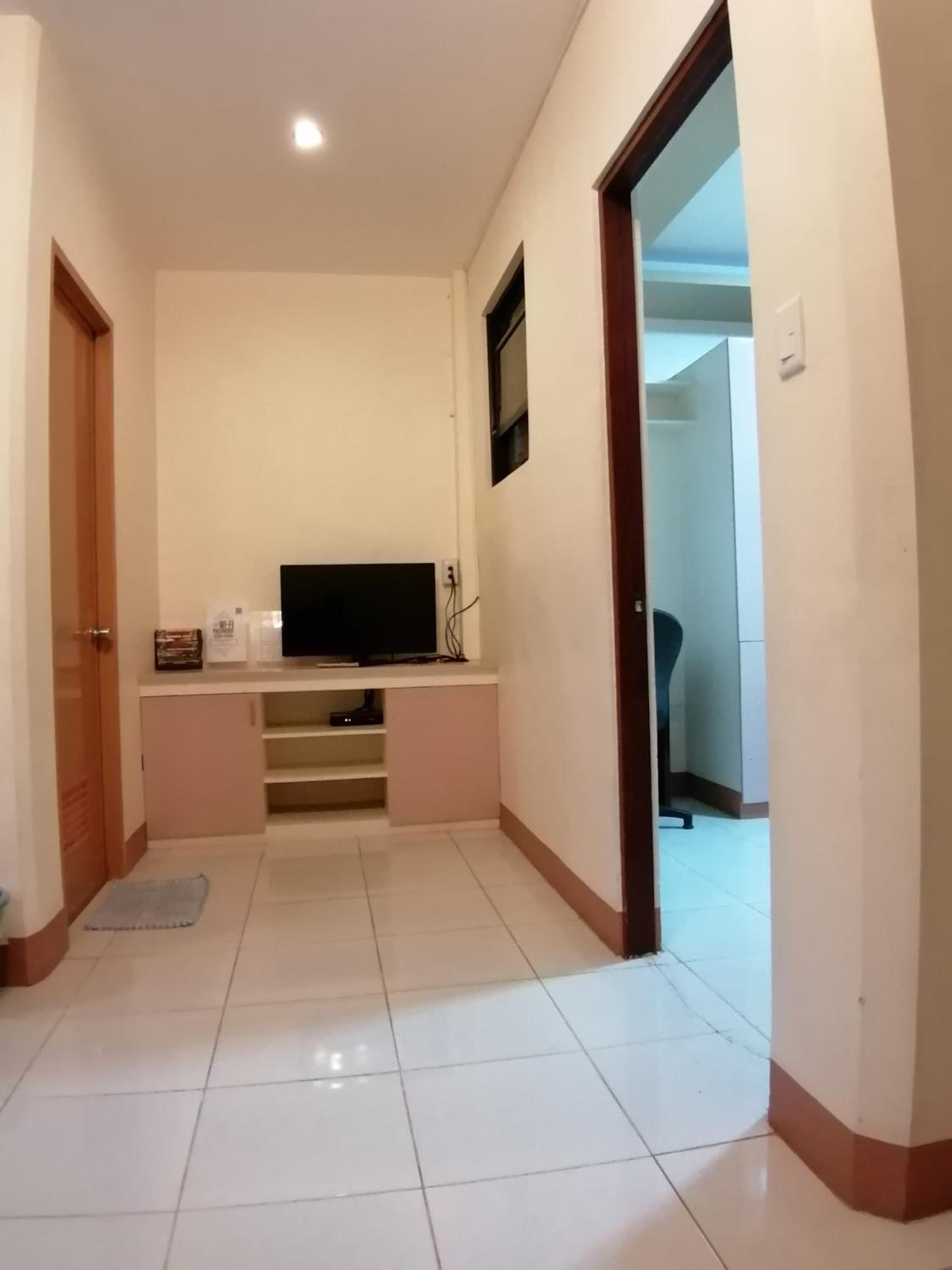 Manora Apartment