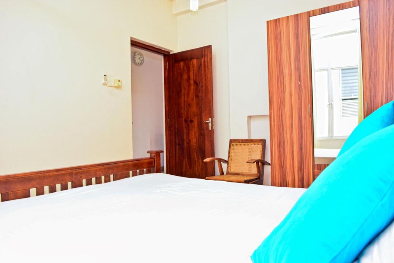 Tranquil space in Colombo Furnished apartment nawala view 3