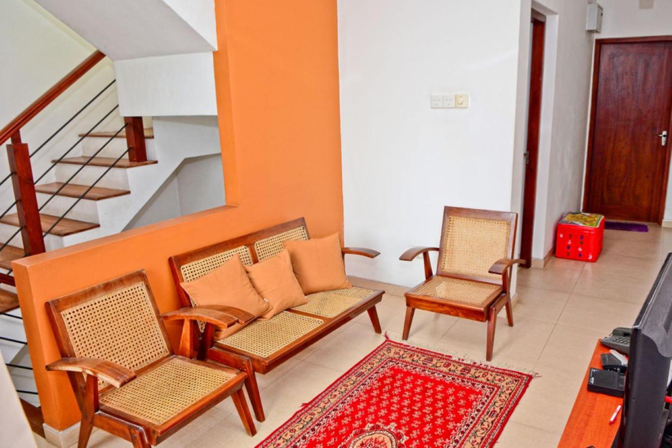 Tranquil space in Colombo Furnished apartment nawala view 2