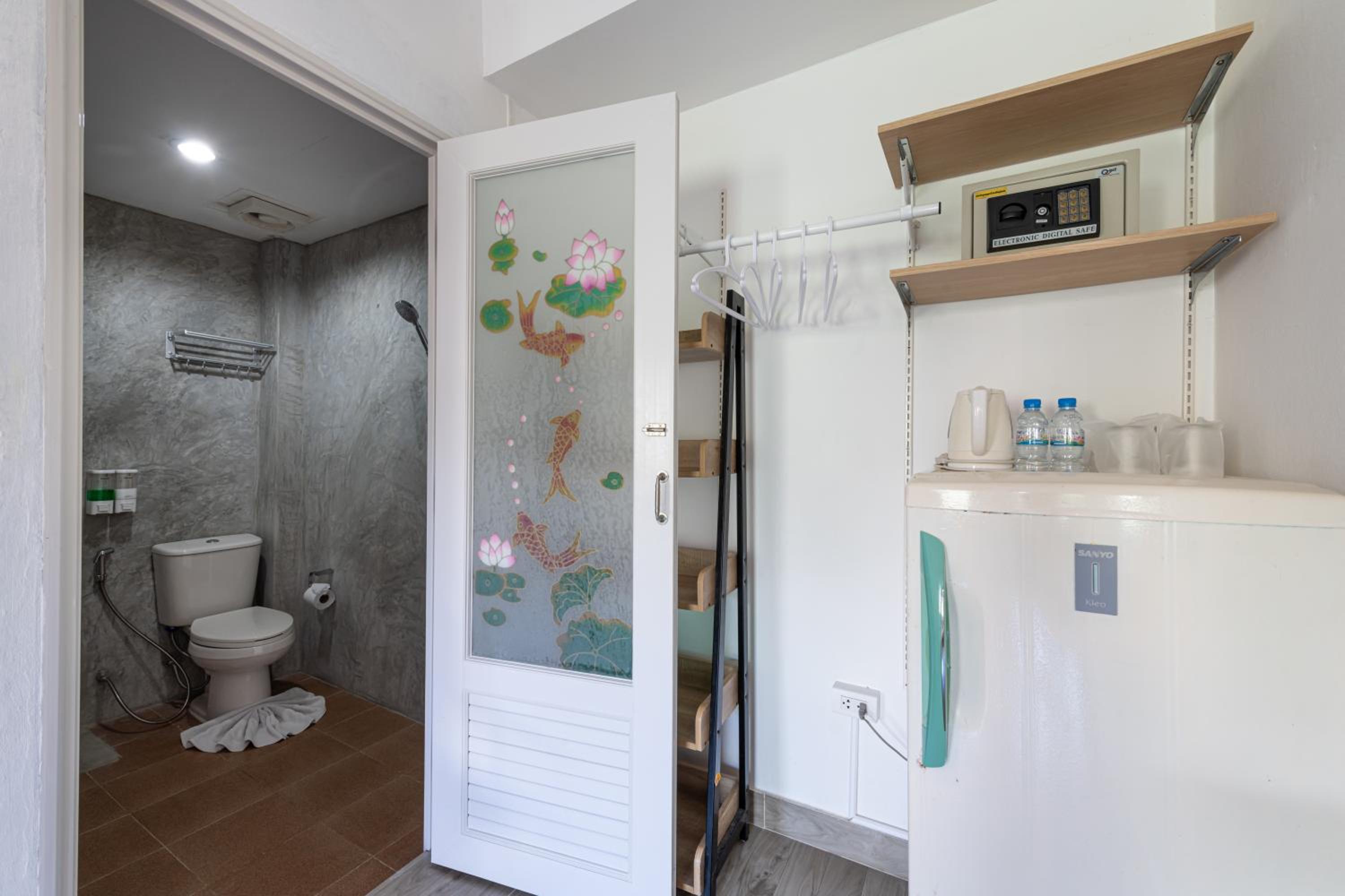 myPatong Social Hostel