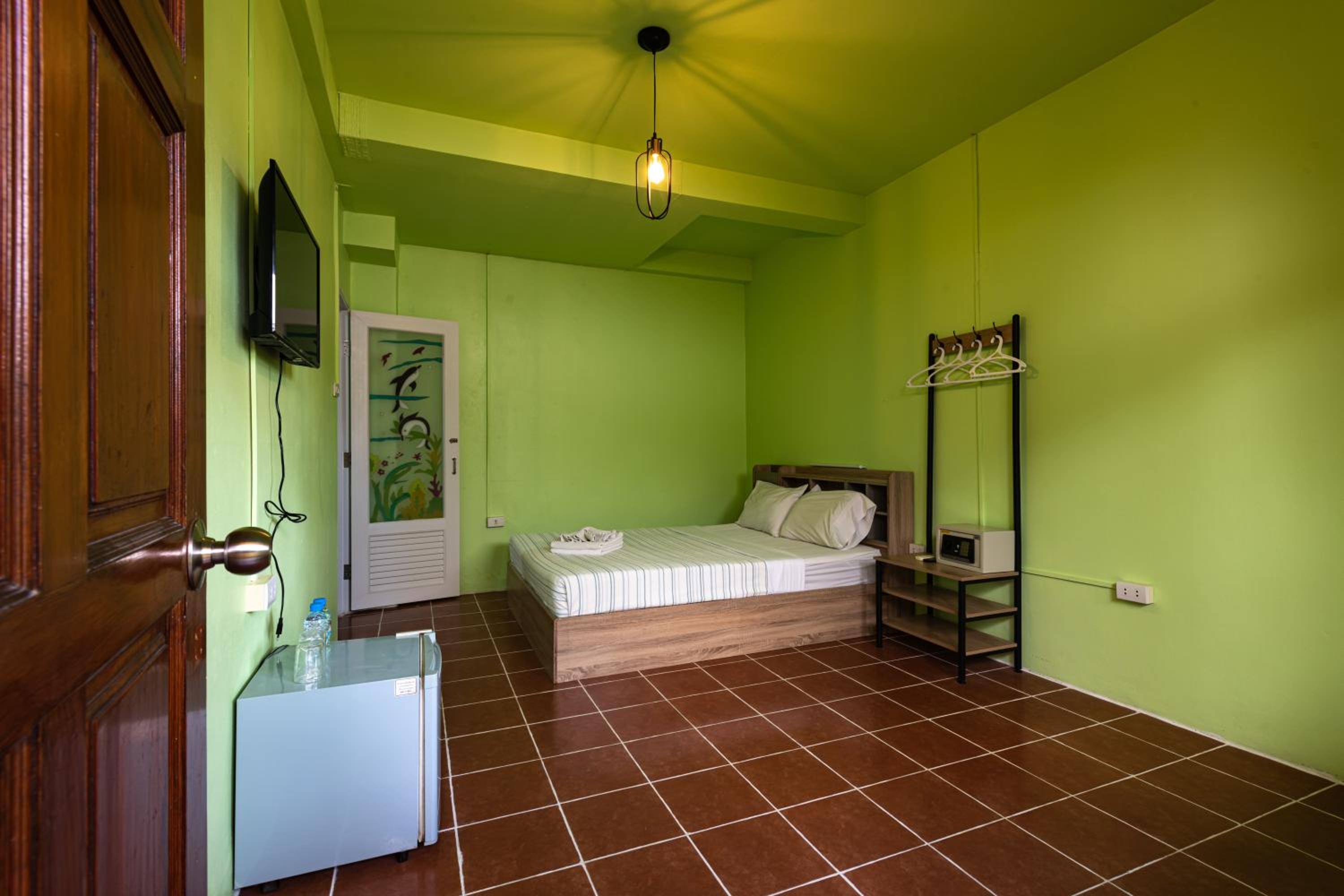 myPatong Social Hostel