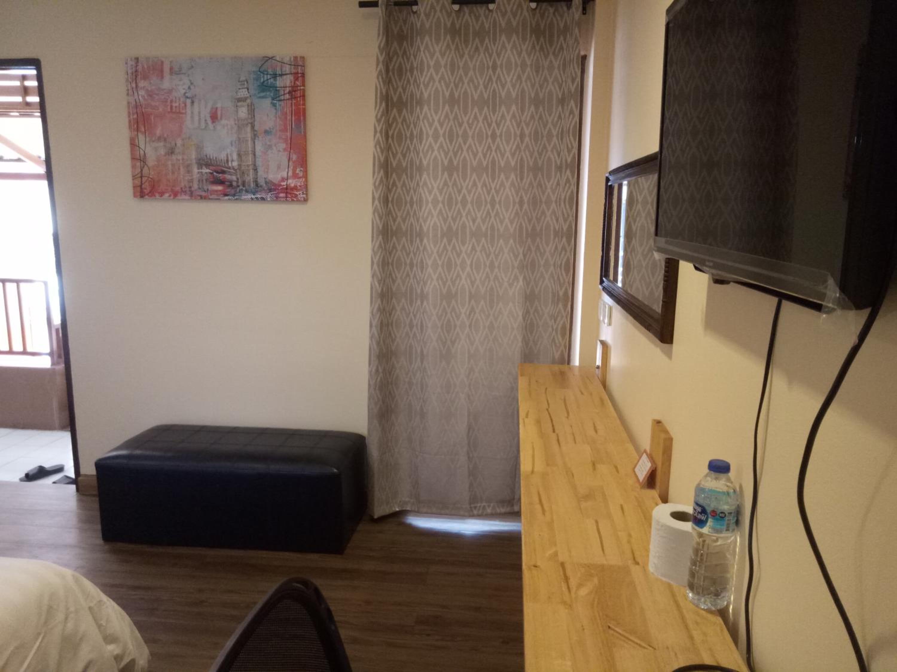 Little Guest House Hotel