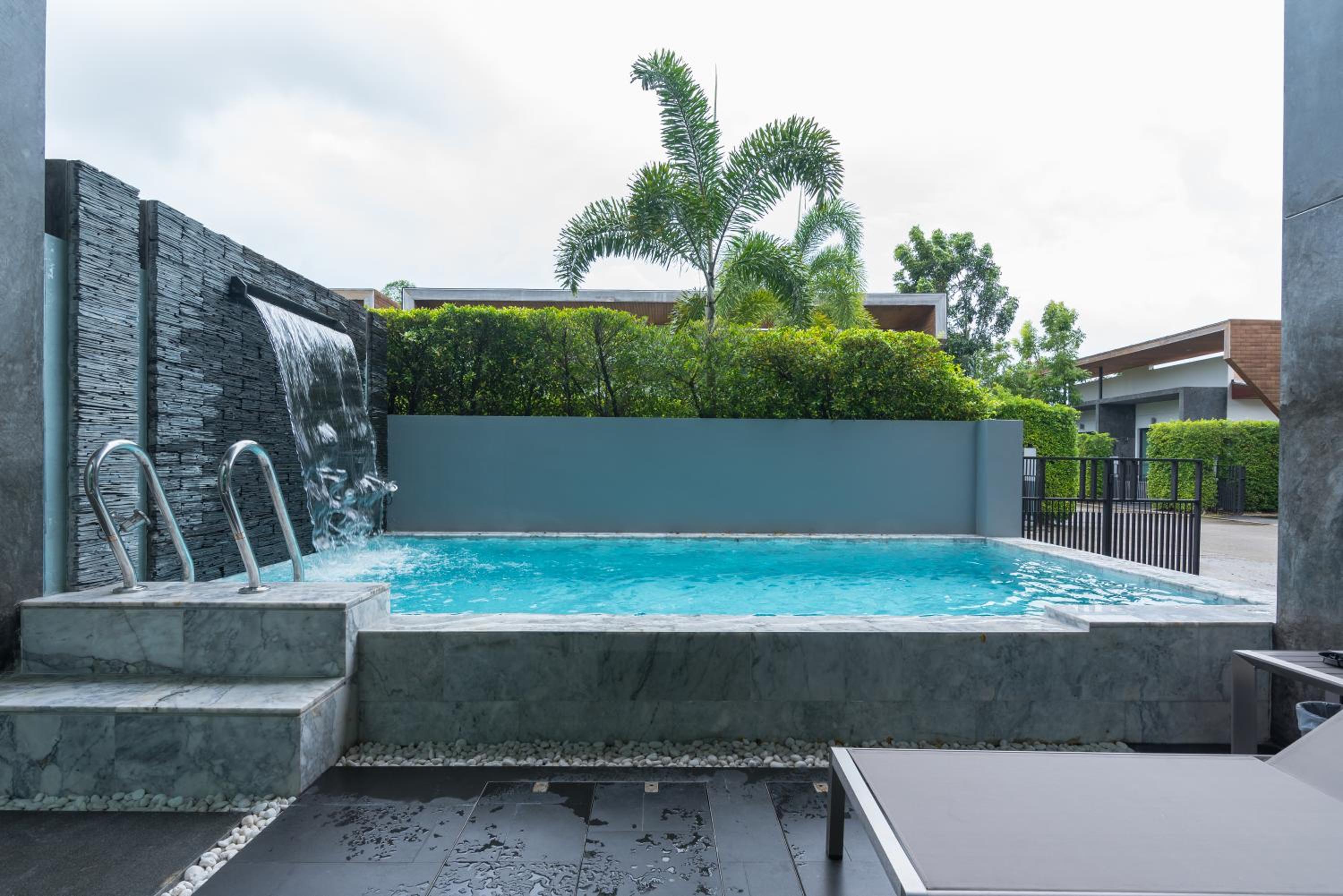 The Infinity Private Pool Villa view 3
