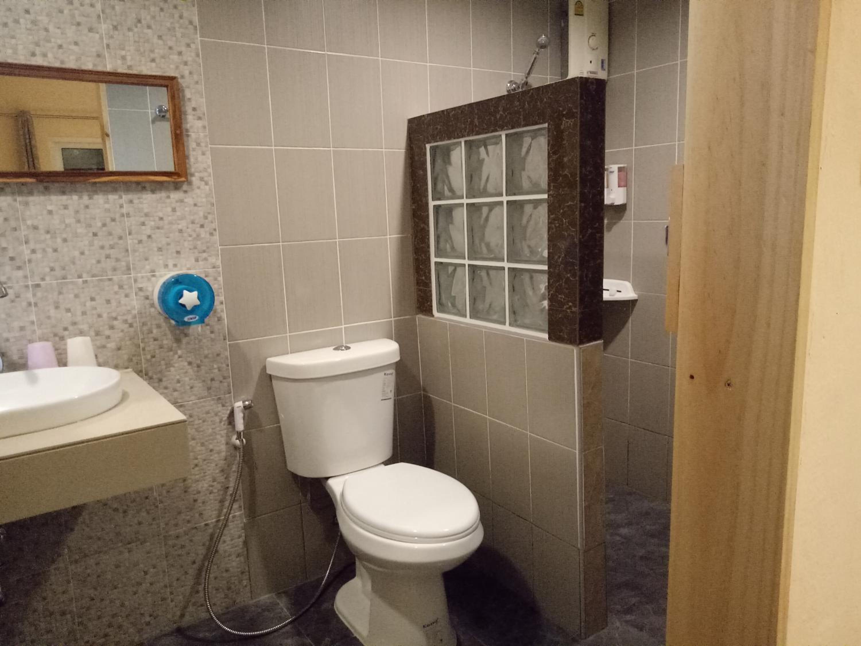 Little Guest House Hotel