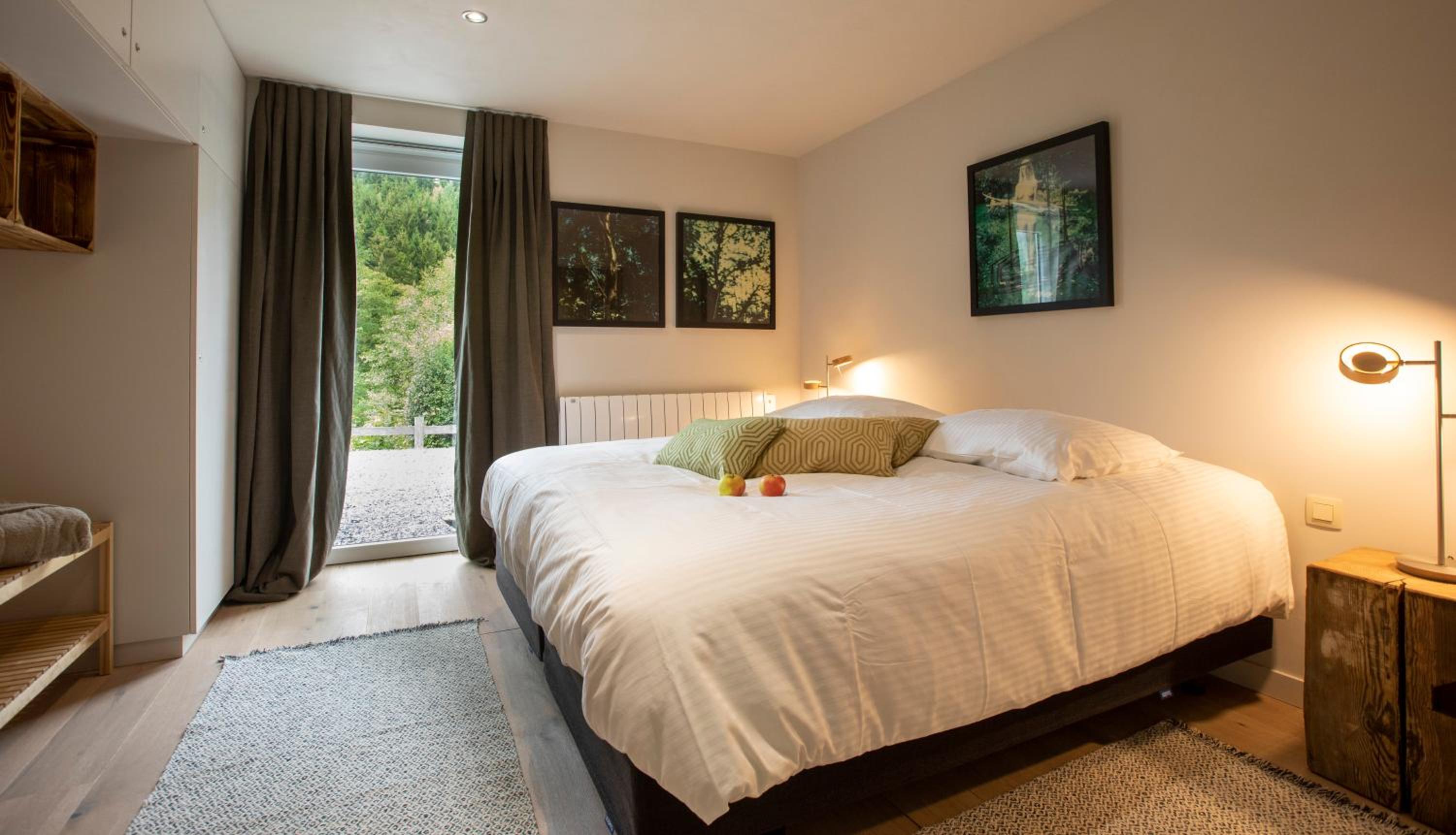 Les Avernas En Haut Romantic Getaway