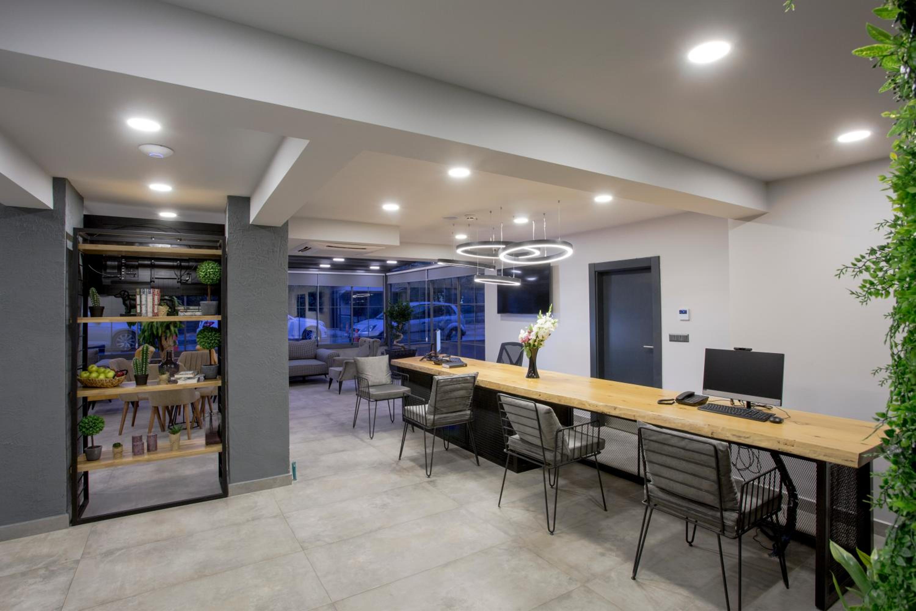 Falcon 1511 - Image 7