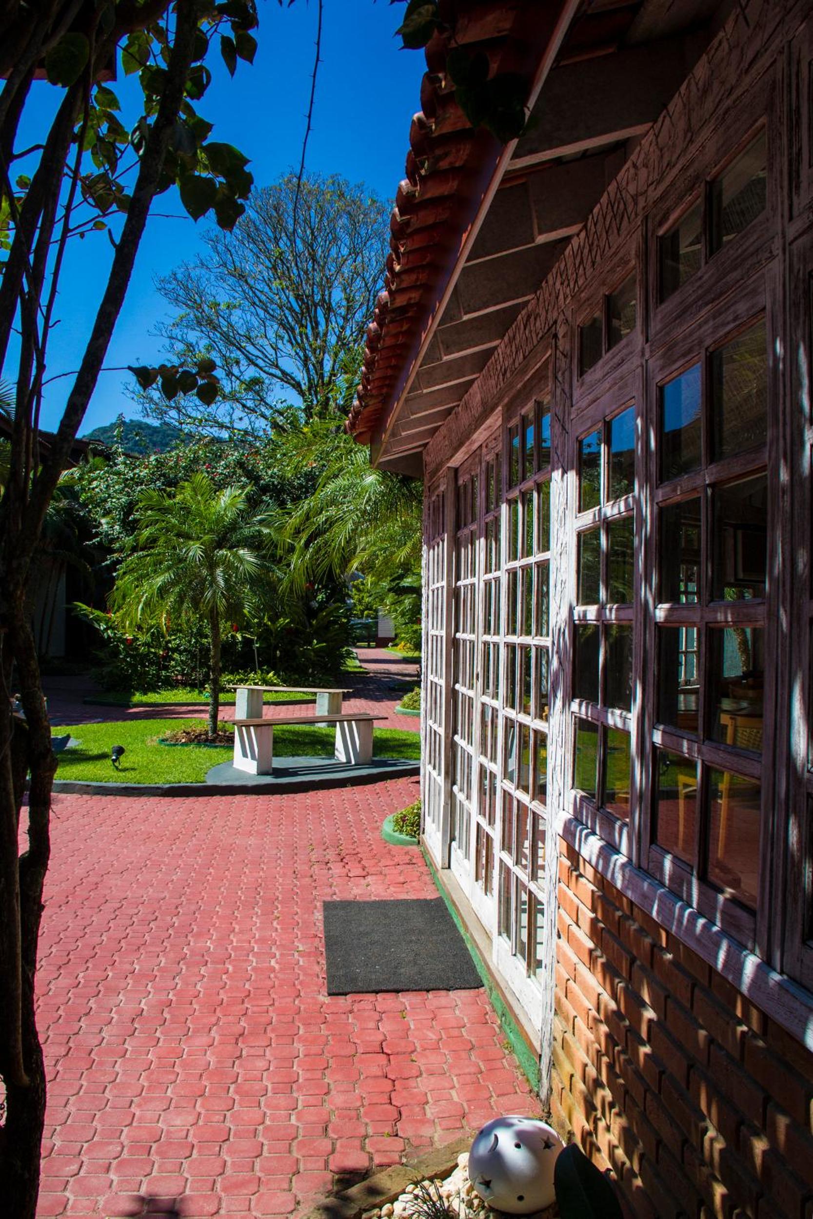 Pousada Larimor