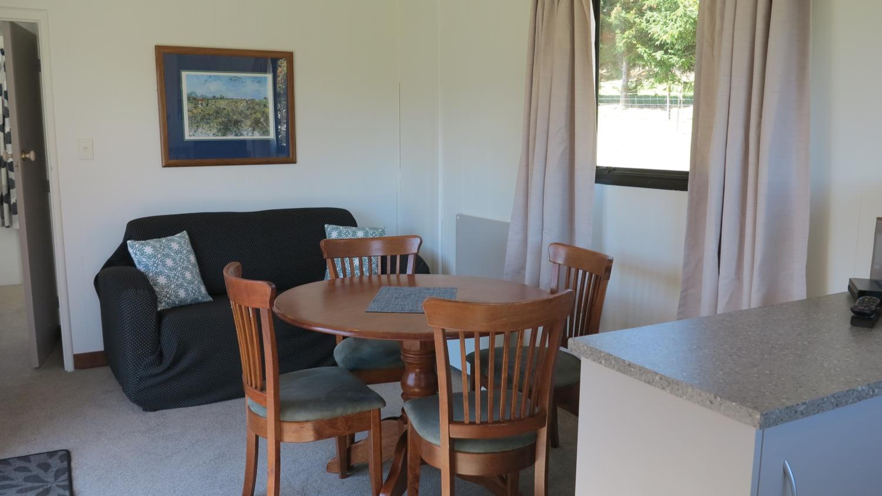Tophouse Mountainview Cottages