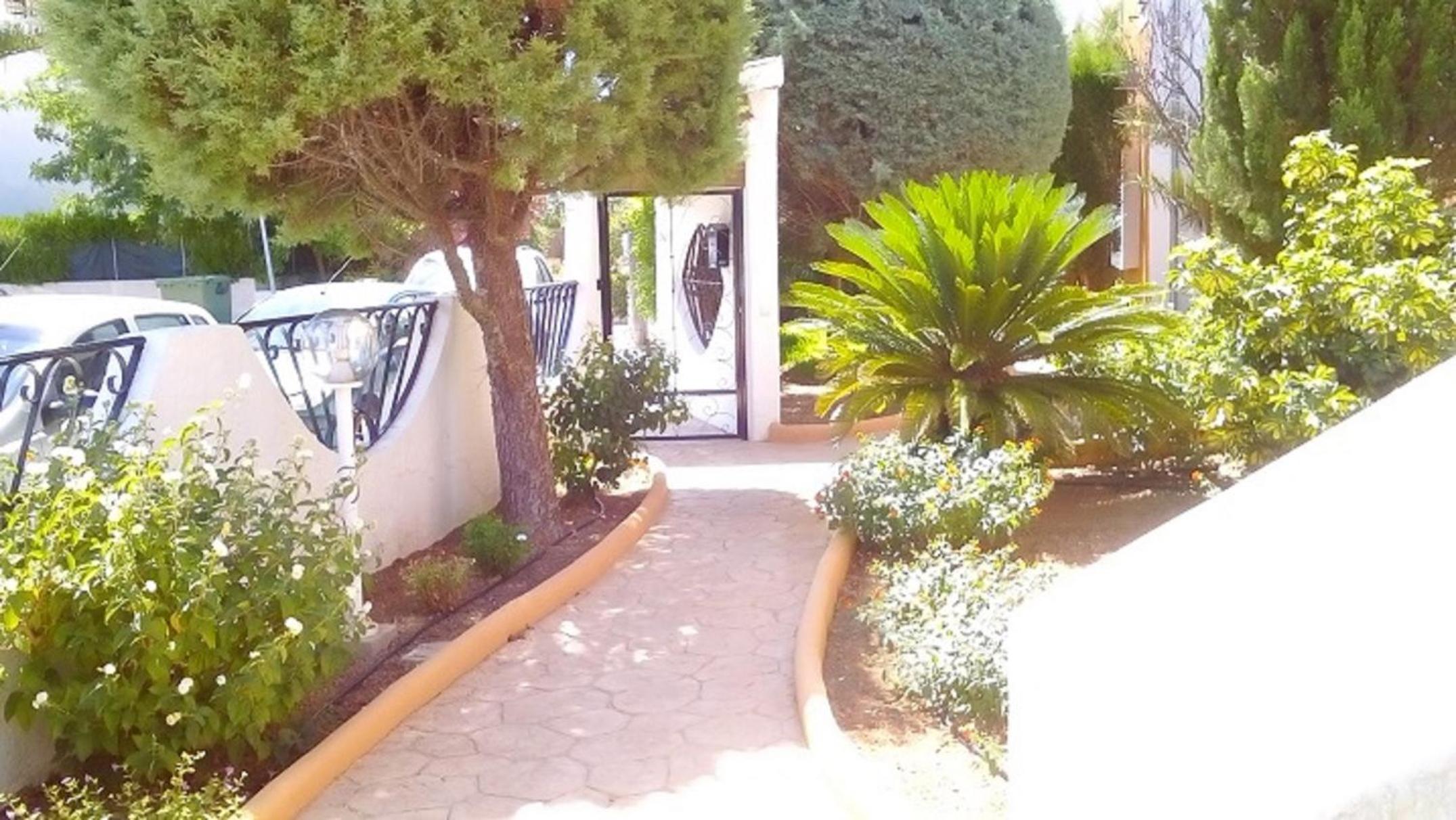Photo 6