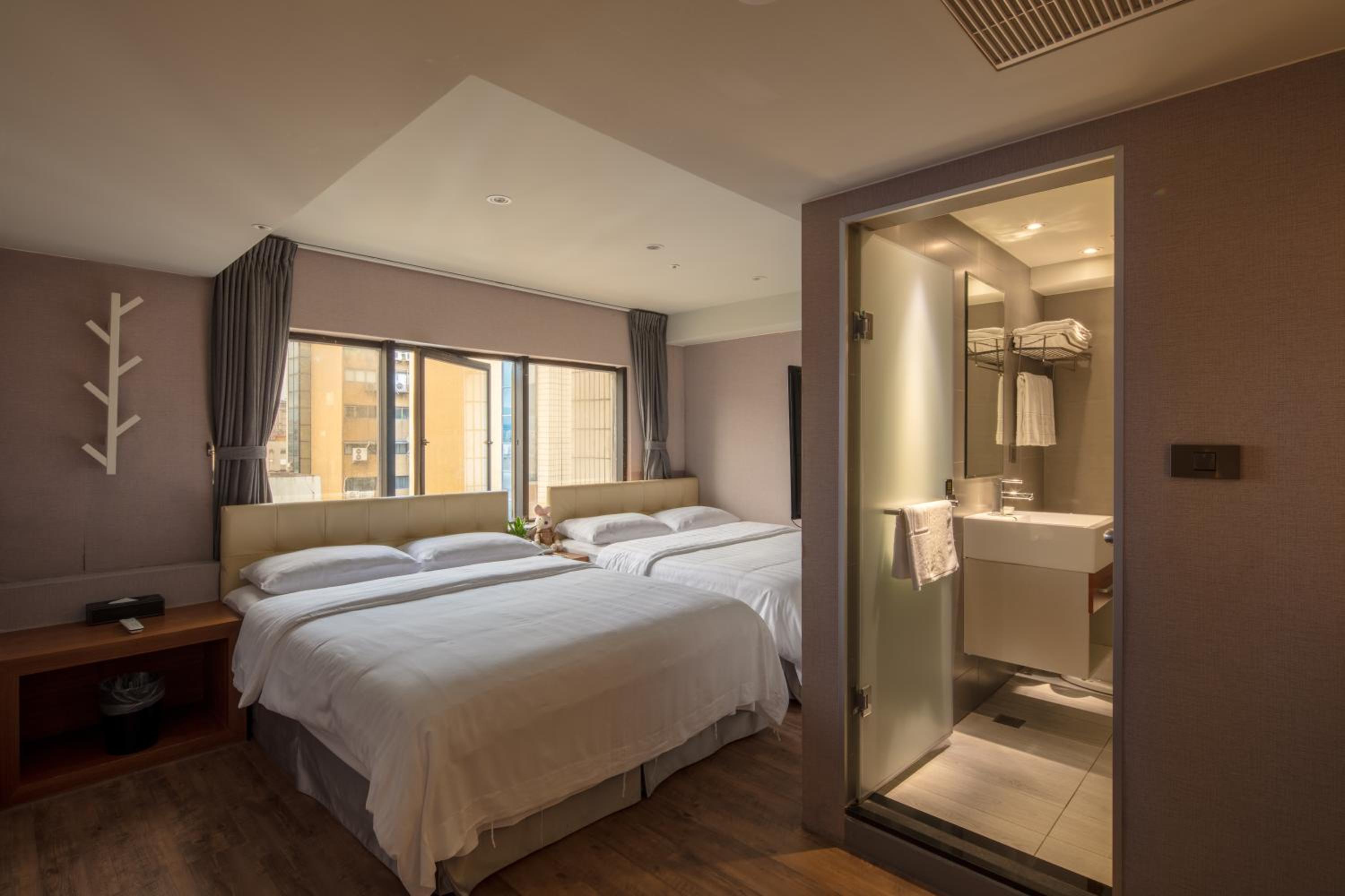 Urtrip Hotel